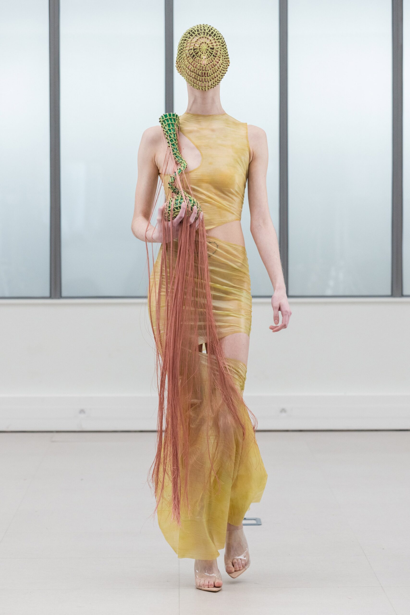 Institut Français de la Mode F/W 22 Look 64