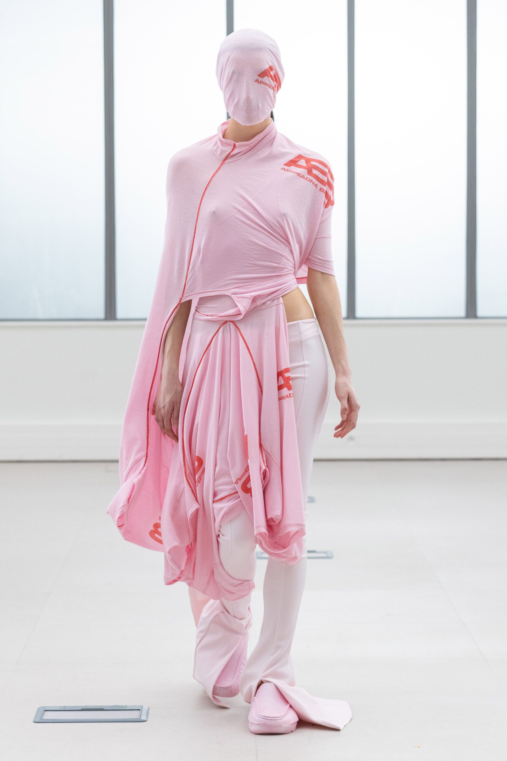 Institut Français de la Mode F/W 22 Look 66