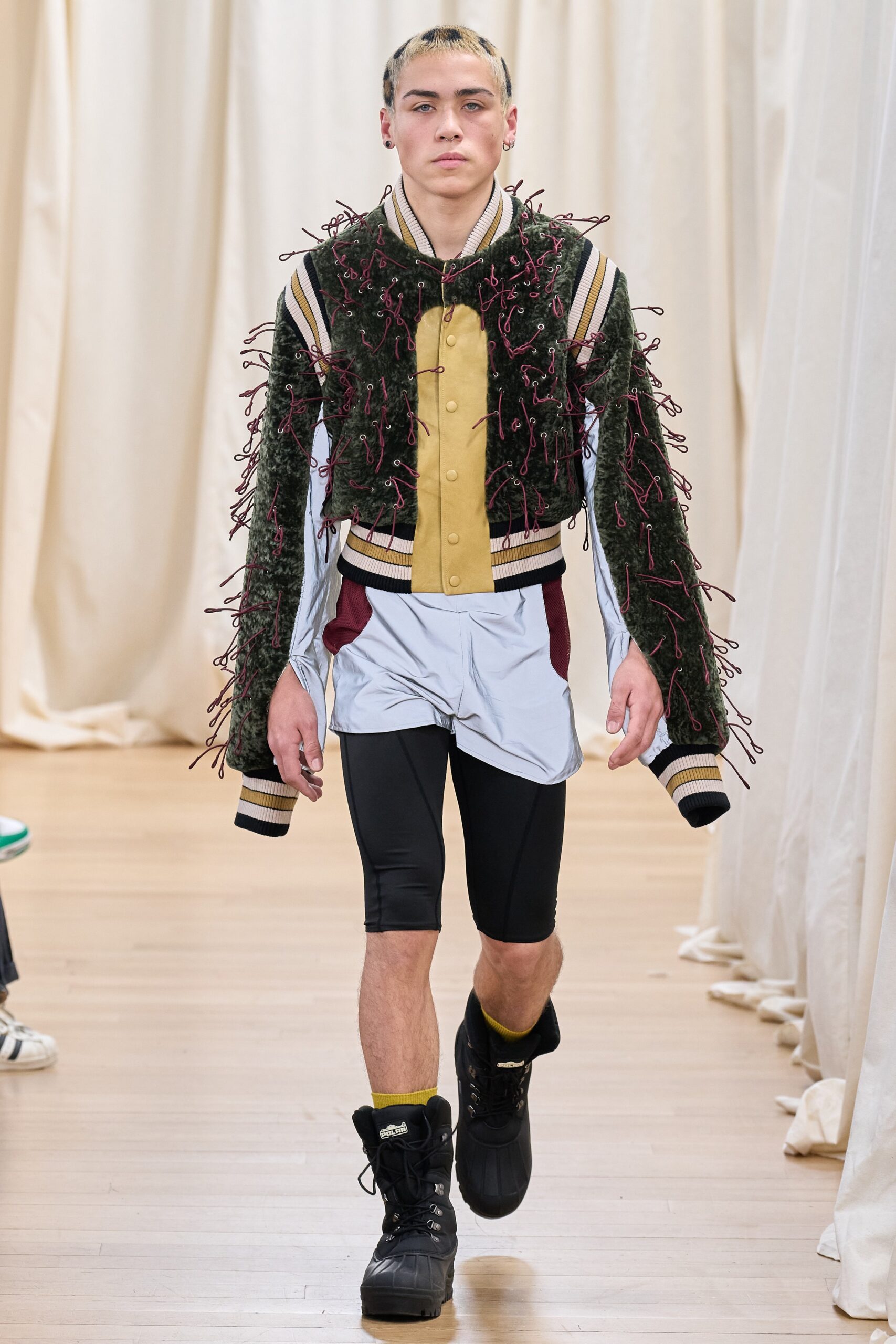 Institut Français de la Mode F/W 23 Look 83