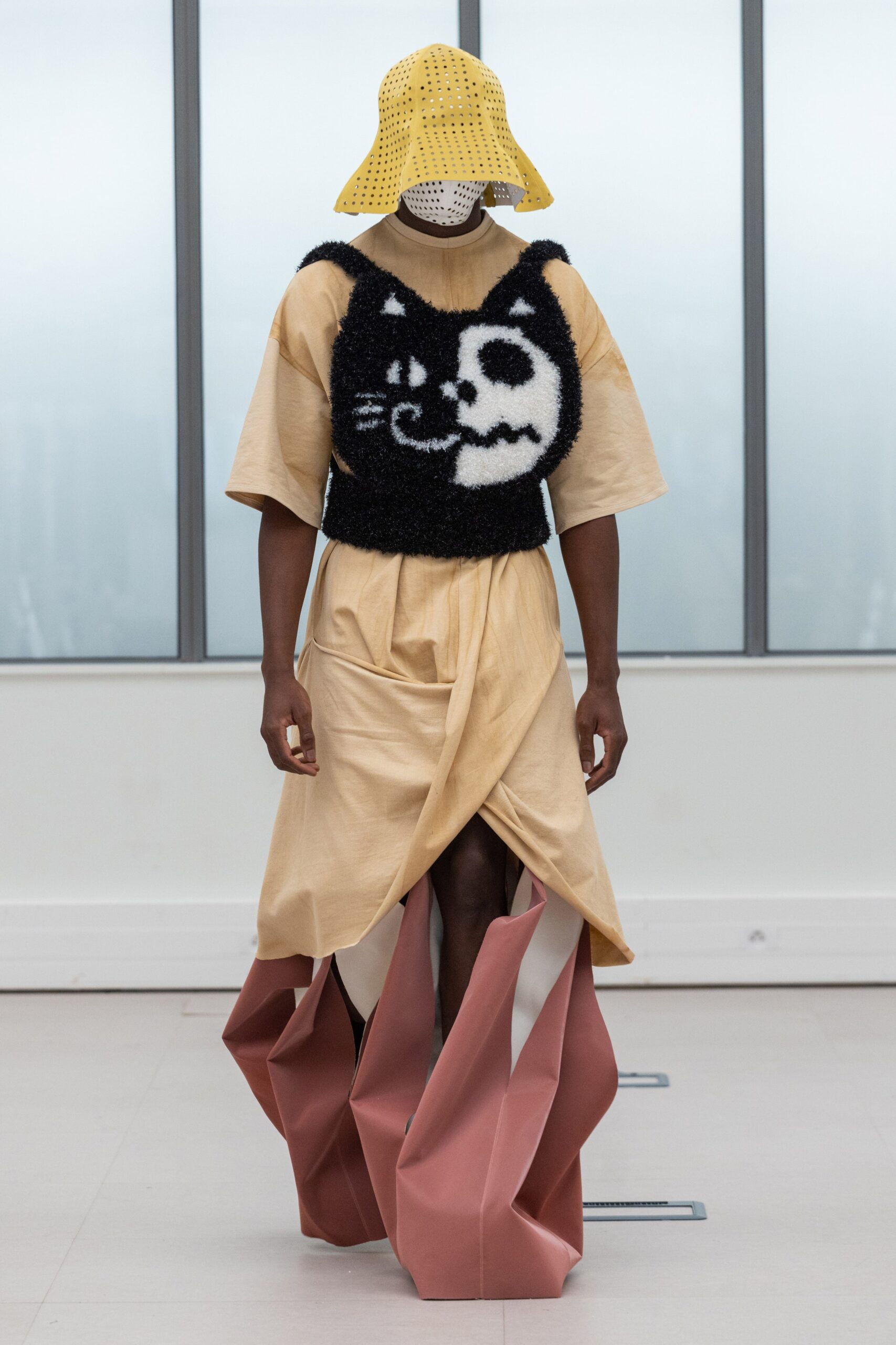 Institut Français de la Mode F/W 22 Look 88