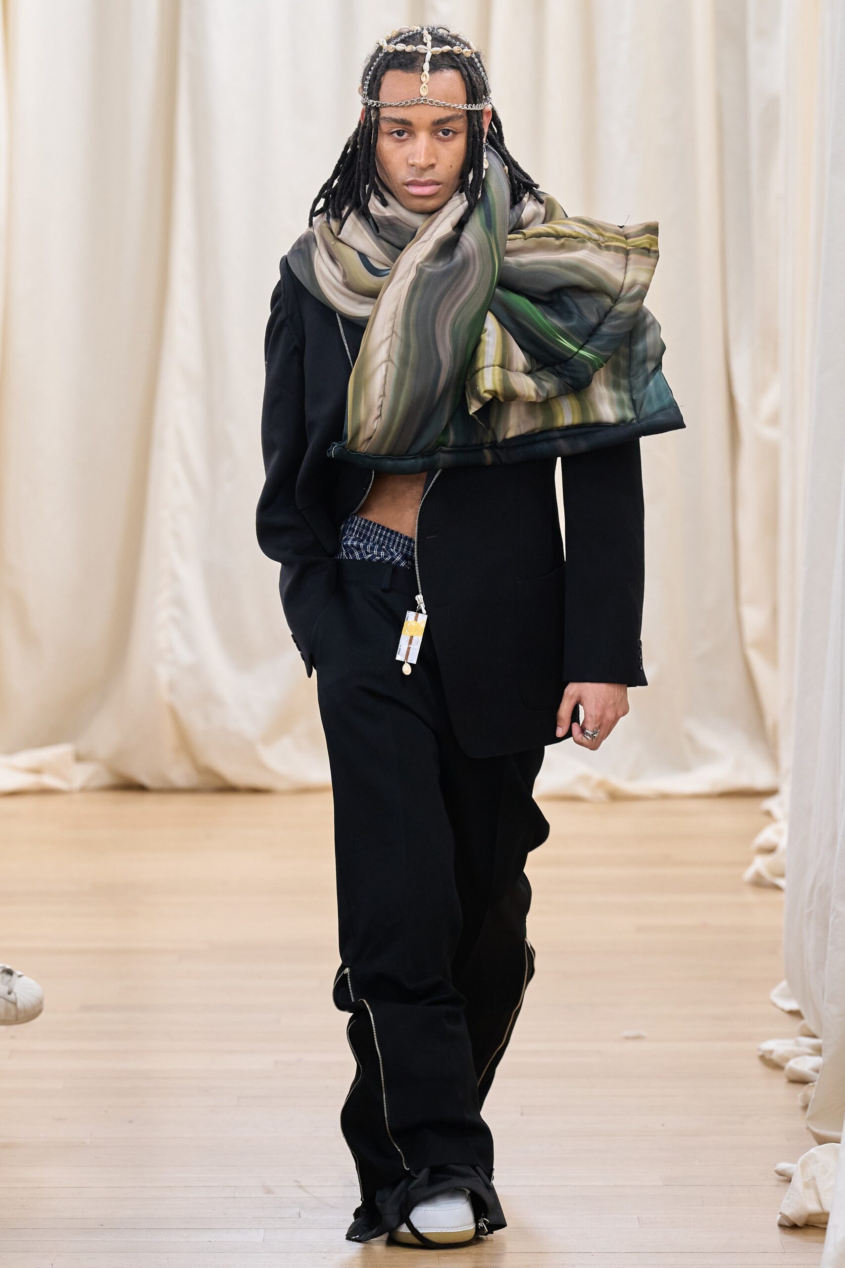 Institut Français de la Mode F/W 23 Look 98