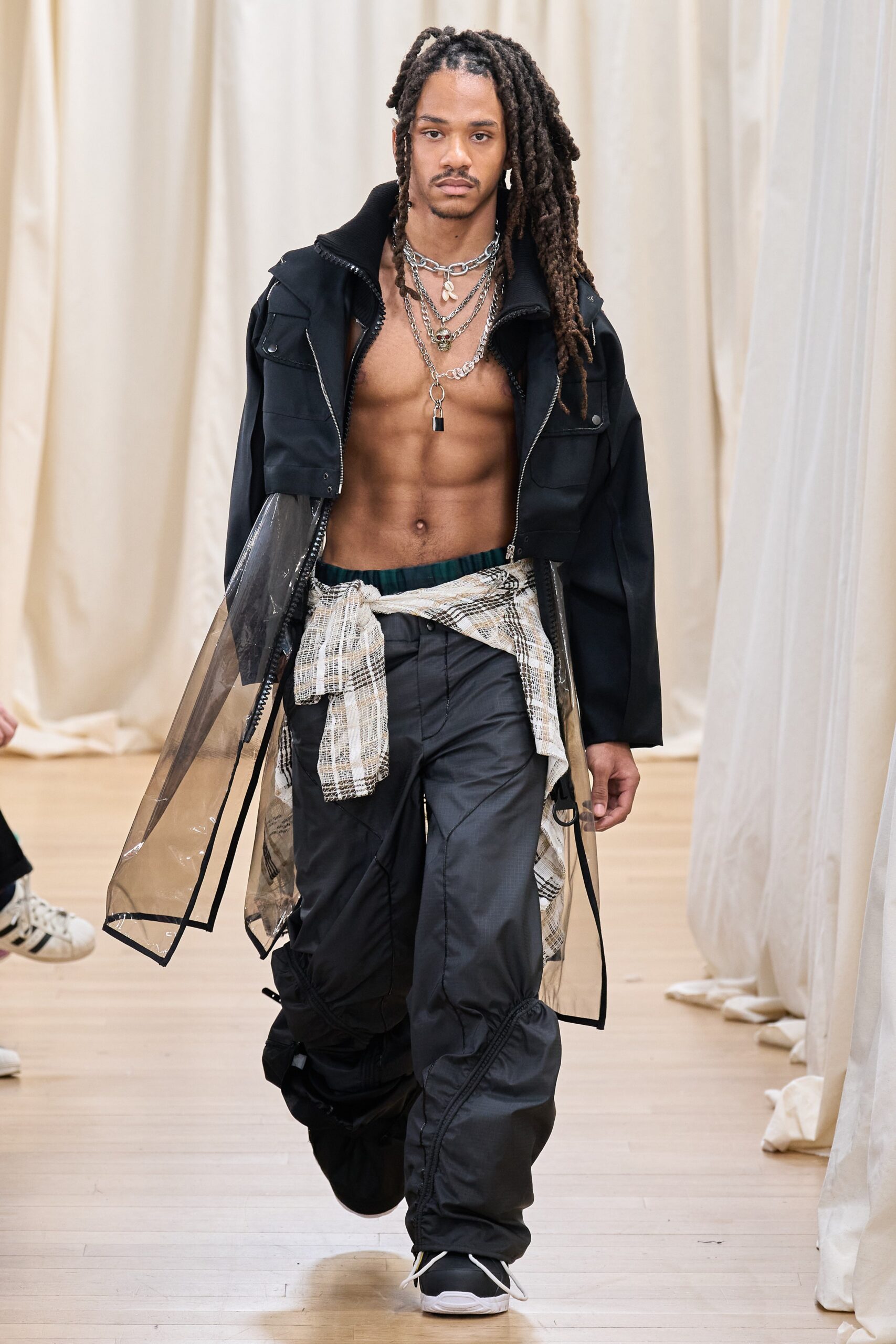 Institut Français de la Mode F/W 23 Look 99