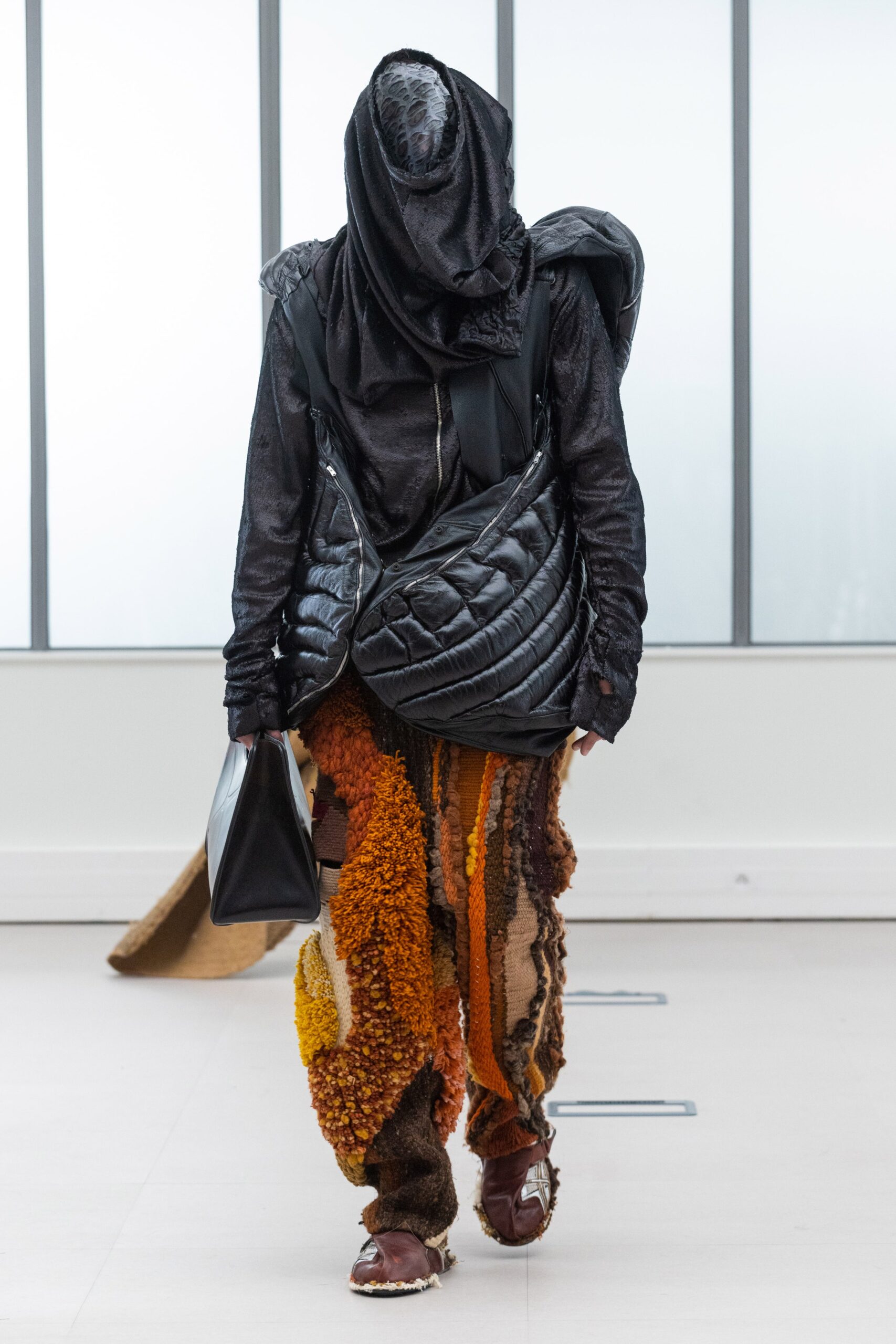 Institut Français de la Mode F/W 22 Look 103