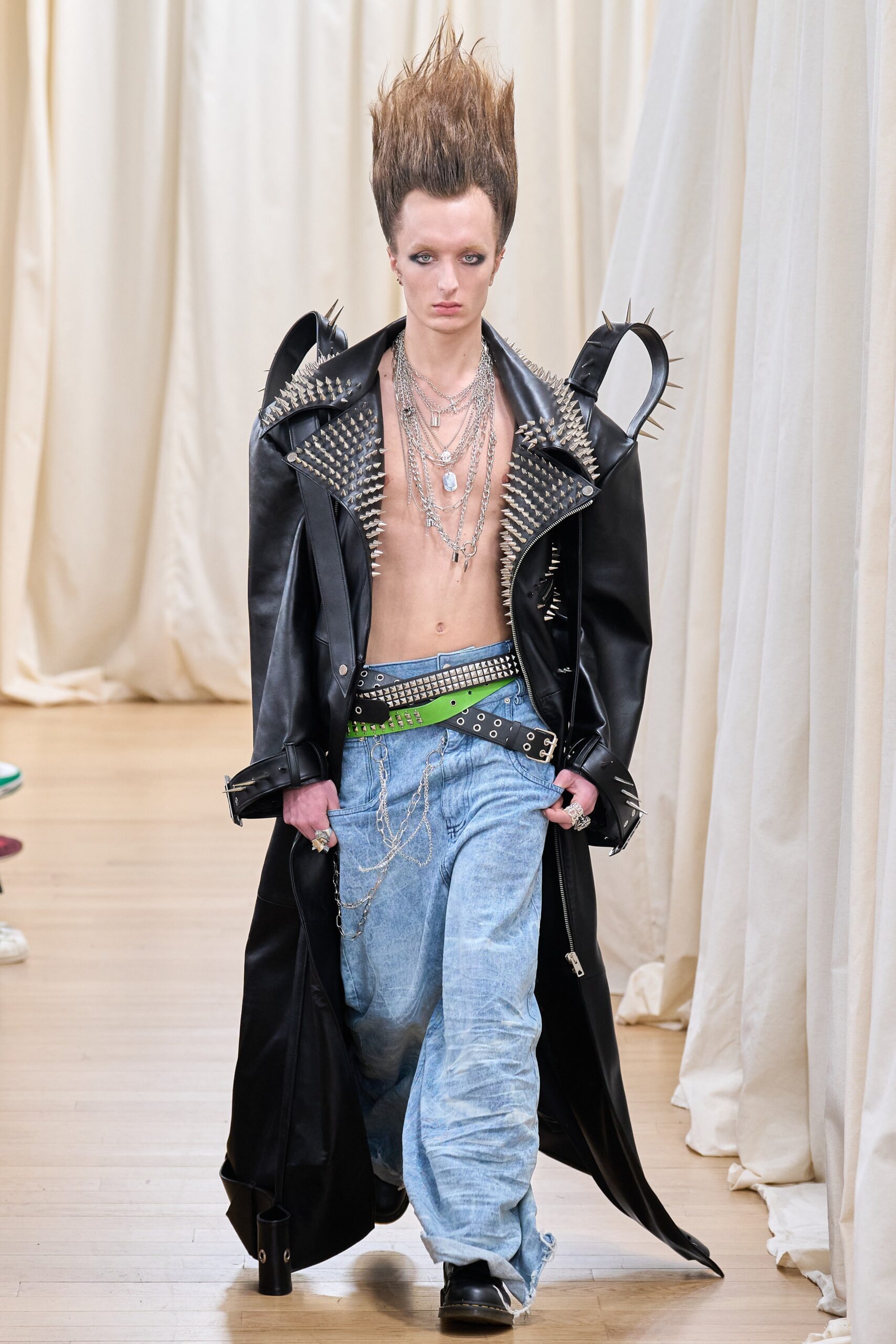 Institut Français de la Mode F/W 23 Look 104