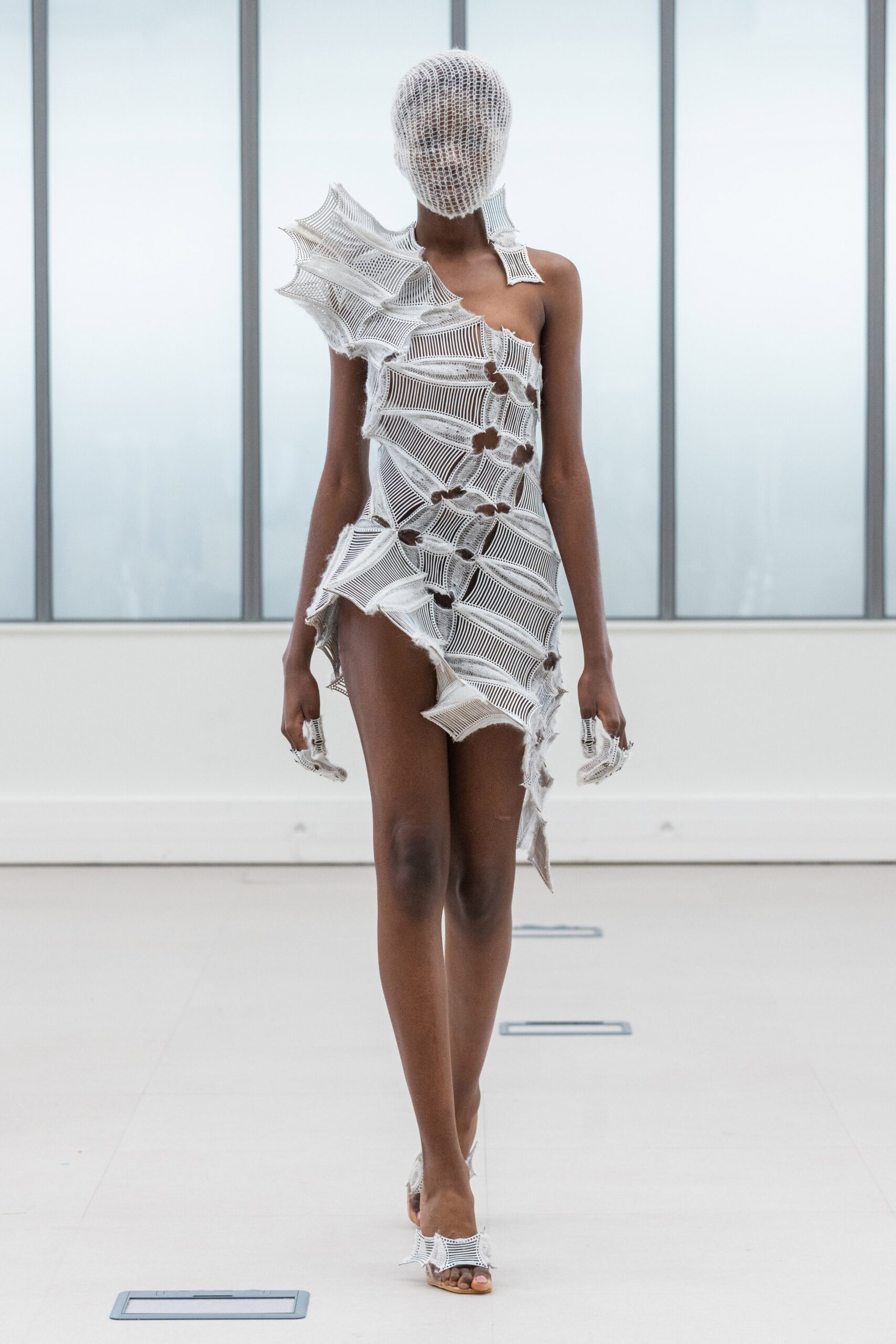 Institut Français de la Mode F/W 22 Look 122