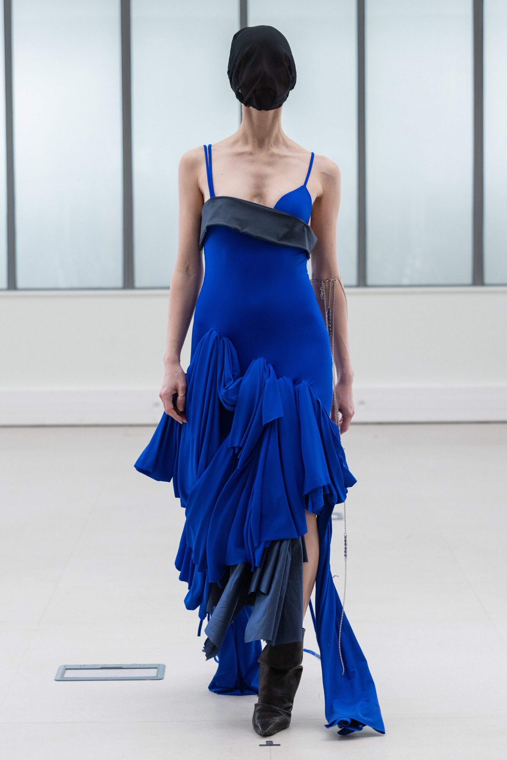 Institut Français de la Mode F/W 22 Look 125