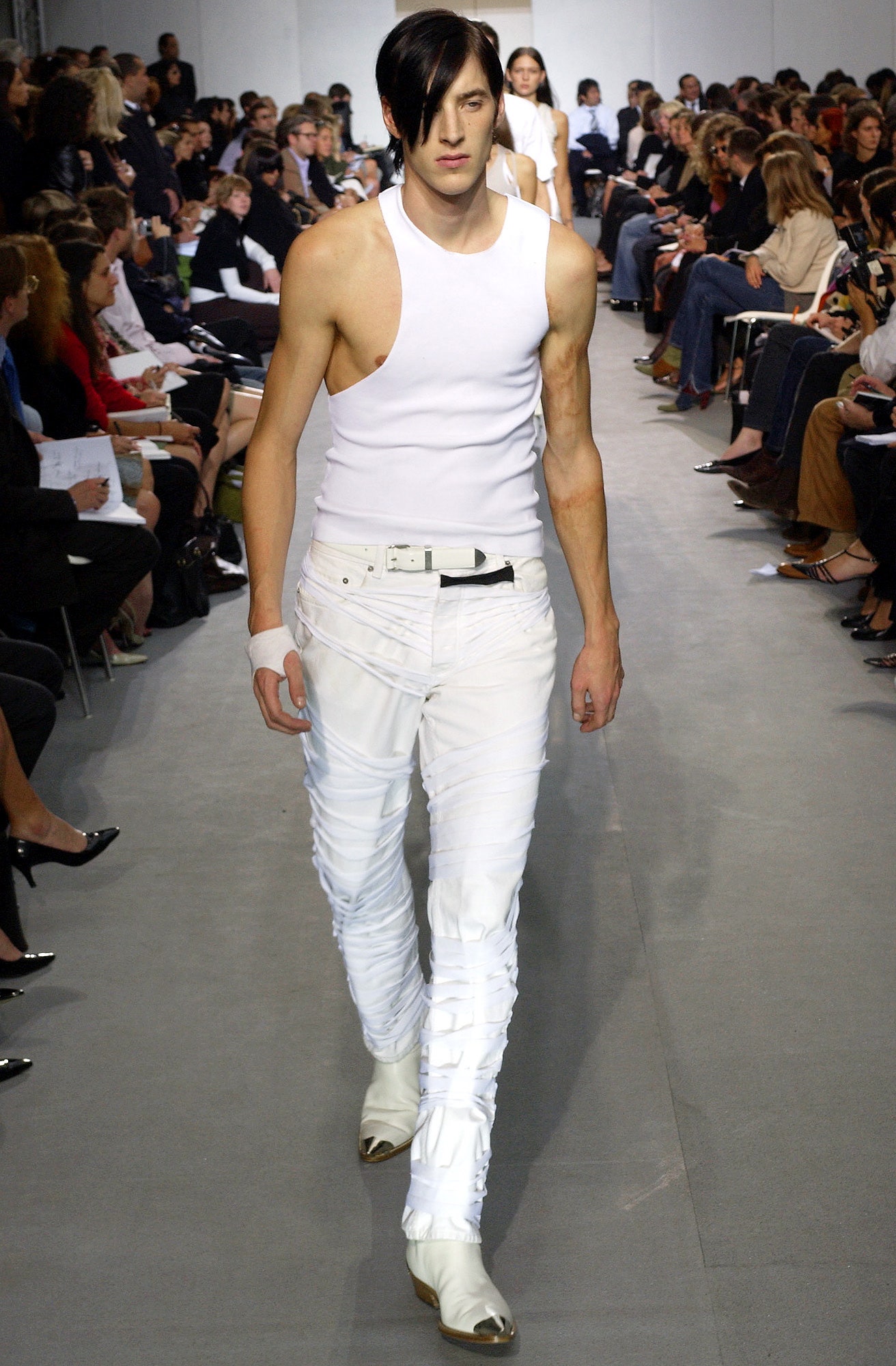 Helmut Lang S/S 04 Look 13