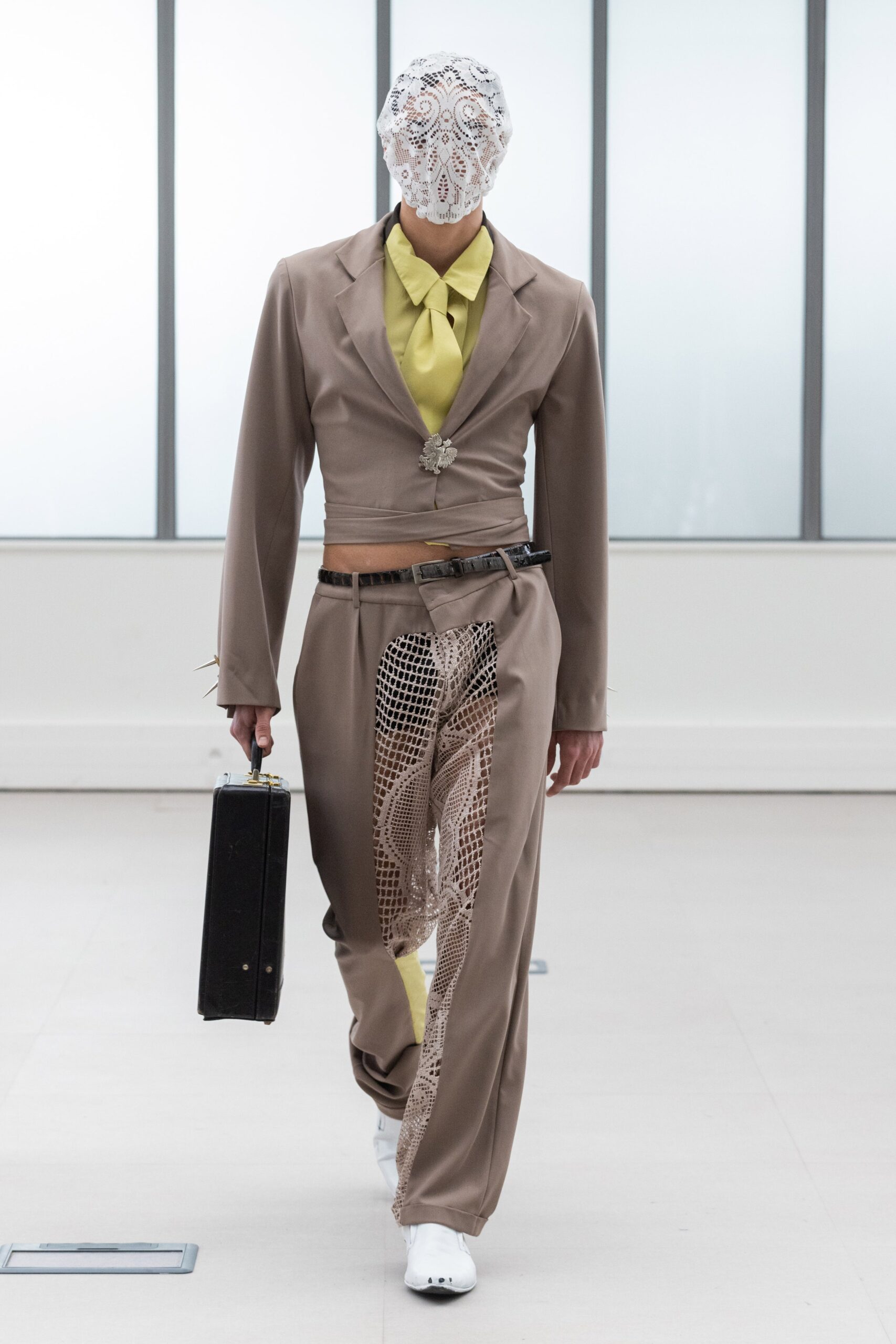 Institut Français de la Mode F/W 22 Look 137