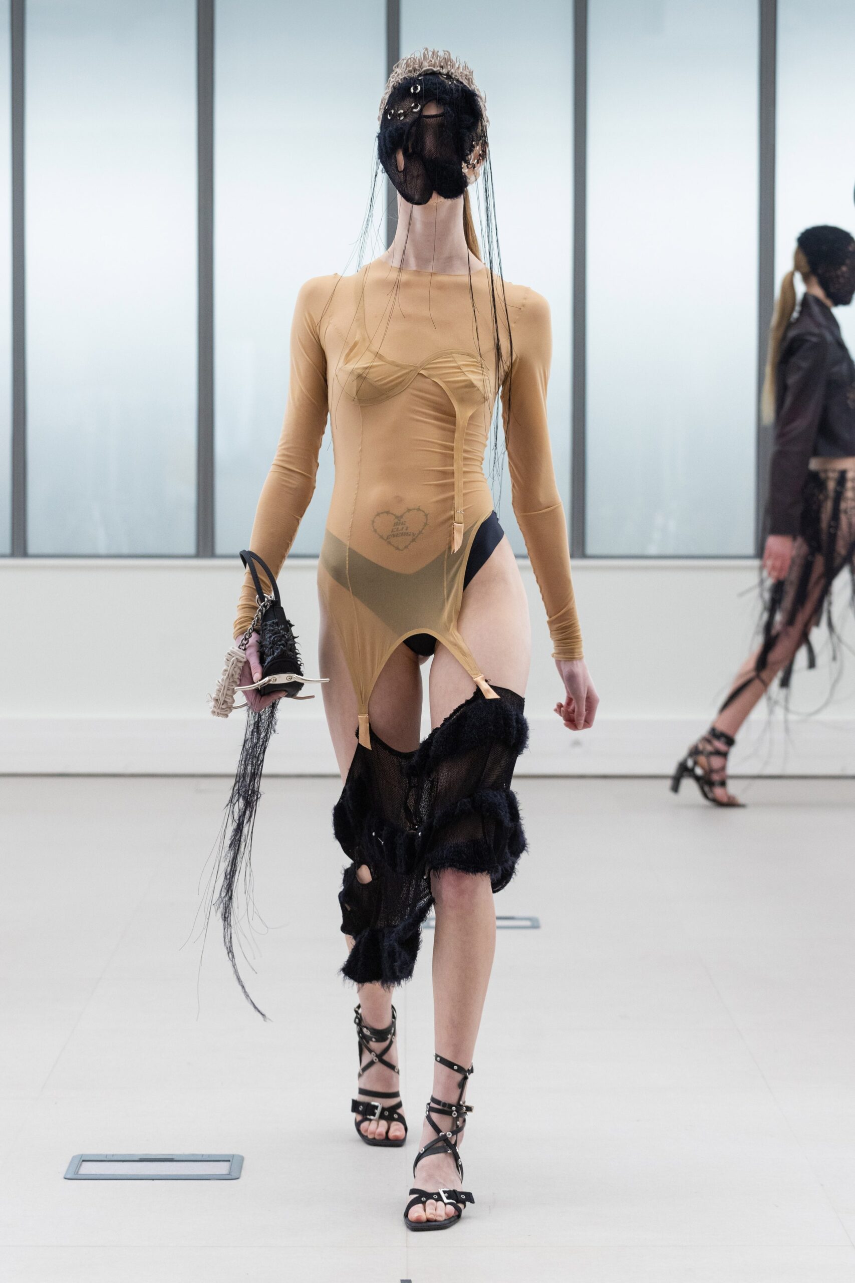Institut Français de la Mode F/W 22 Look 143