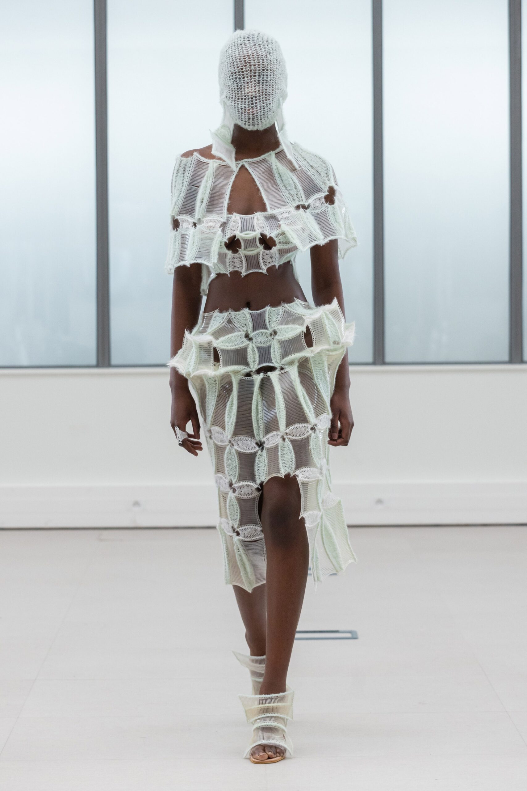 Institut Français de la Mode F/W 22 Look 154