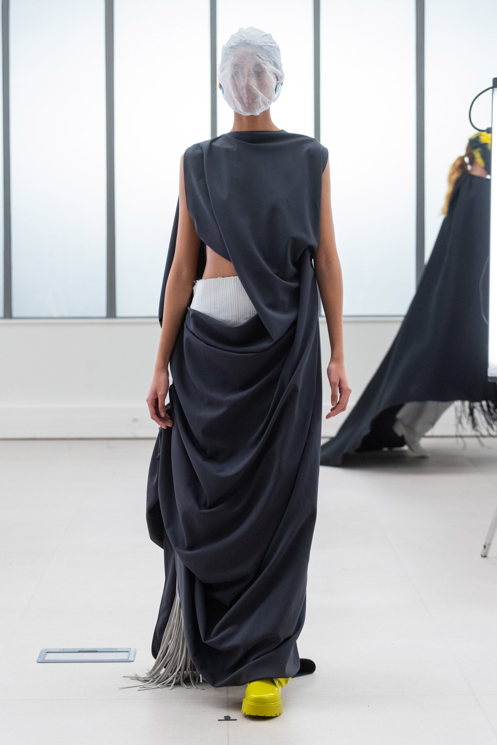 Institut Français de la Mode F/W 22 Look 196
