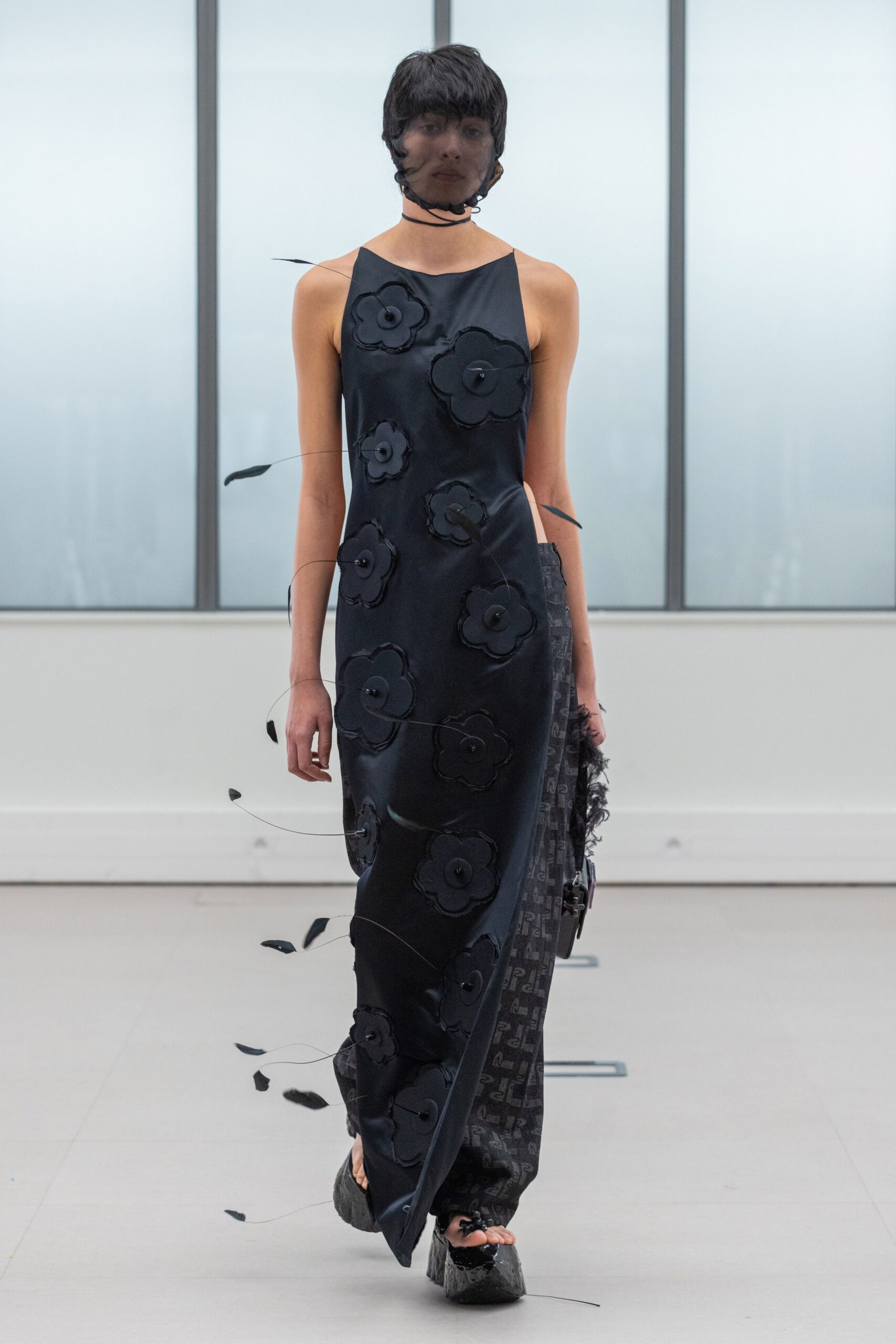 Institut Français de la Mode F/W 22 Look 200