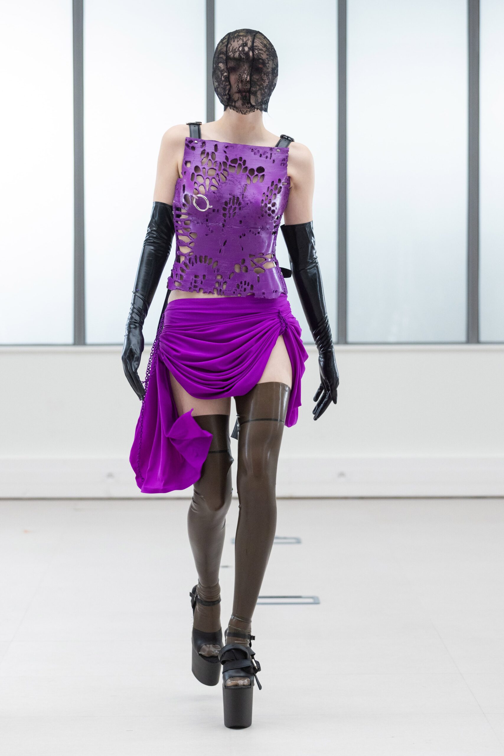 Institut Français de la Mode F/W 22 Look 202