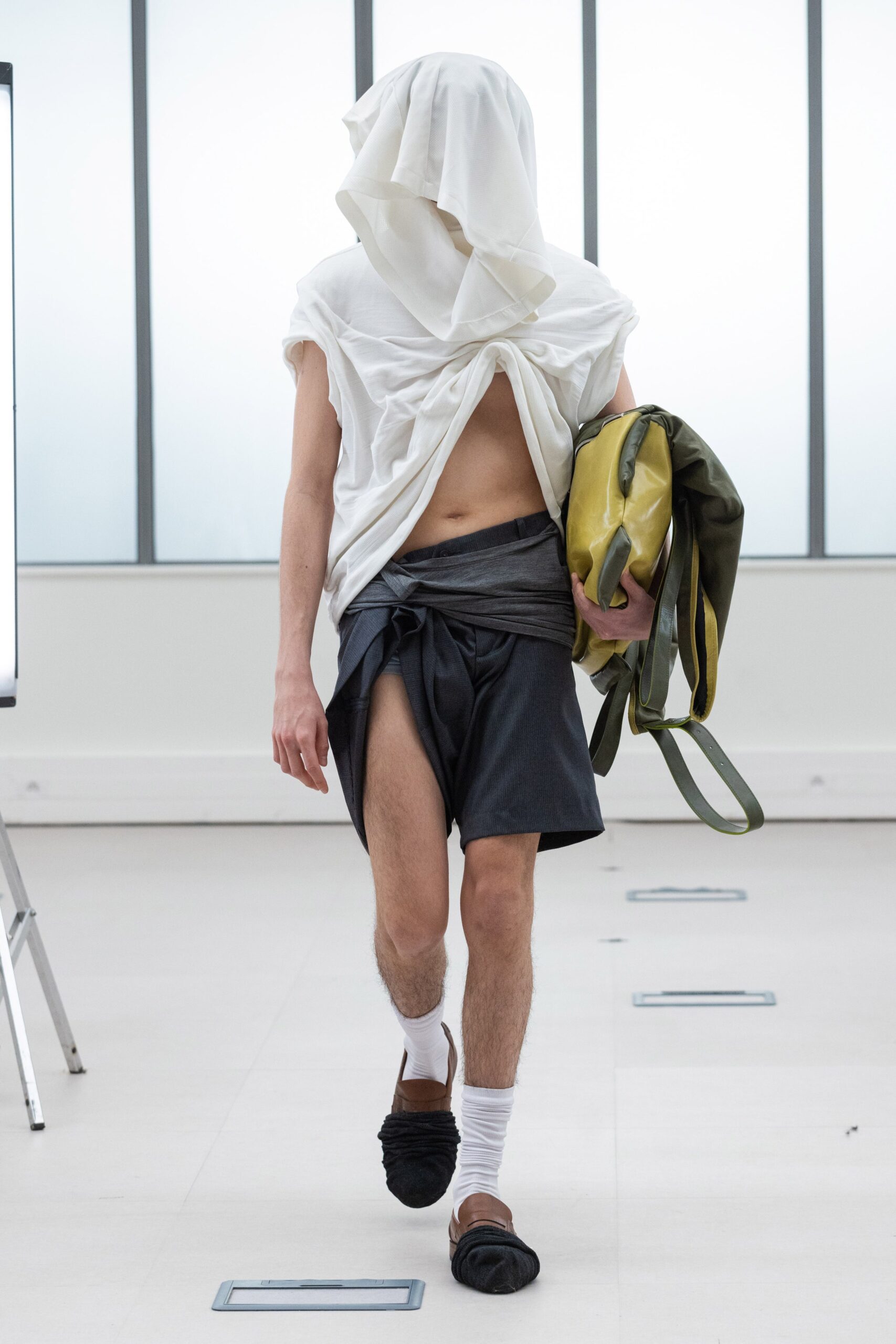 Institut Français de la Mode F/W 22 Look 206