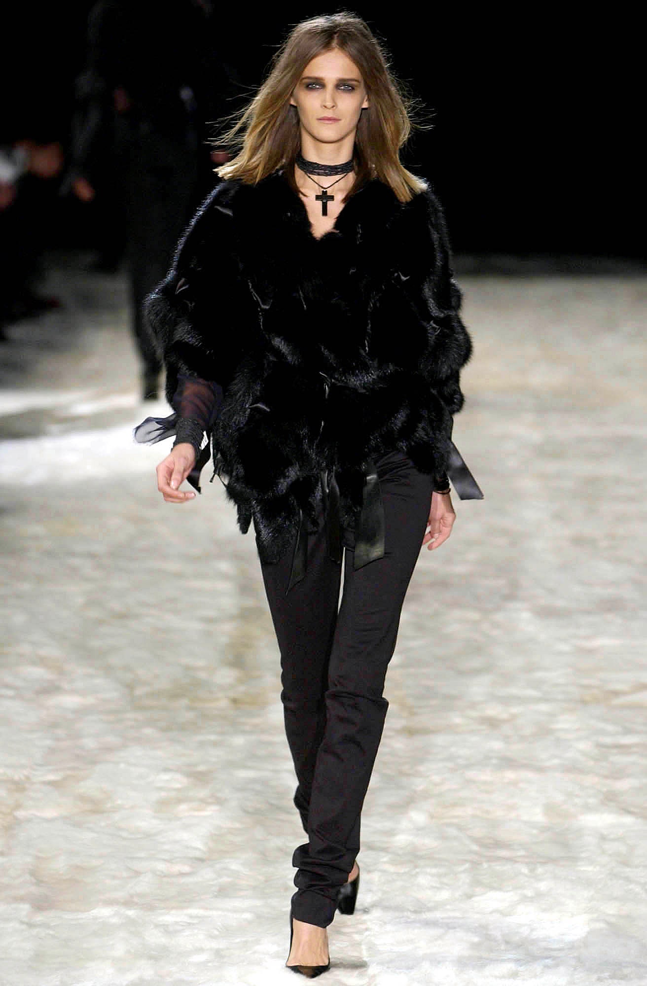 Gucci F/W 02 Look 4