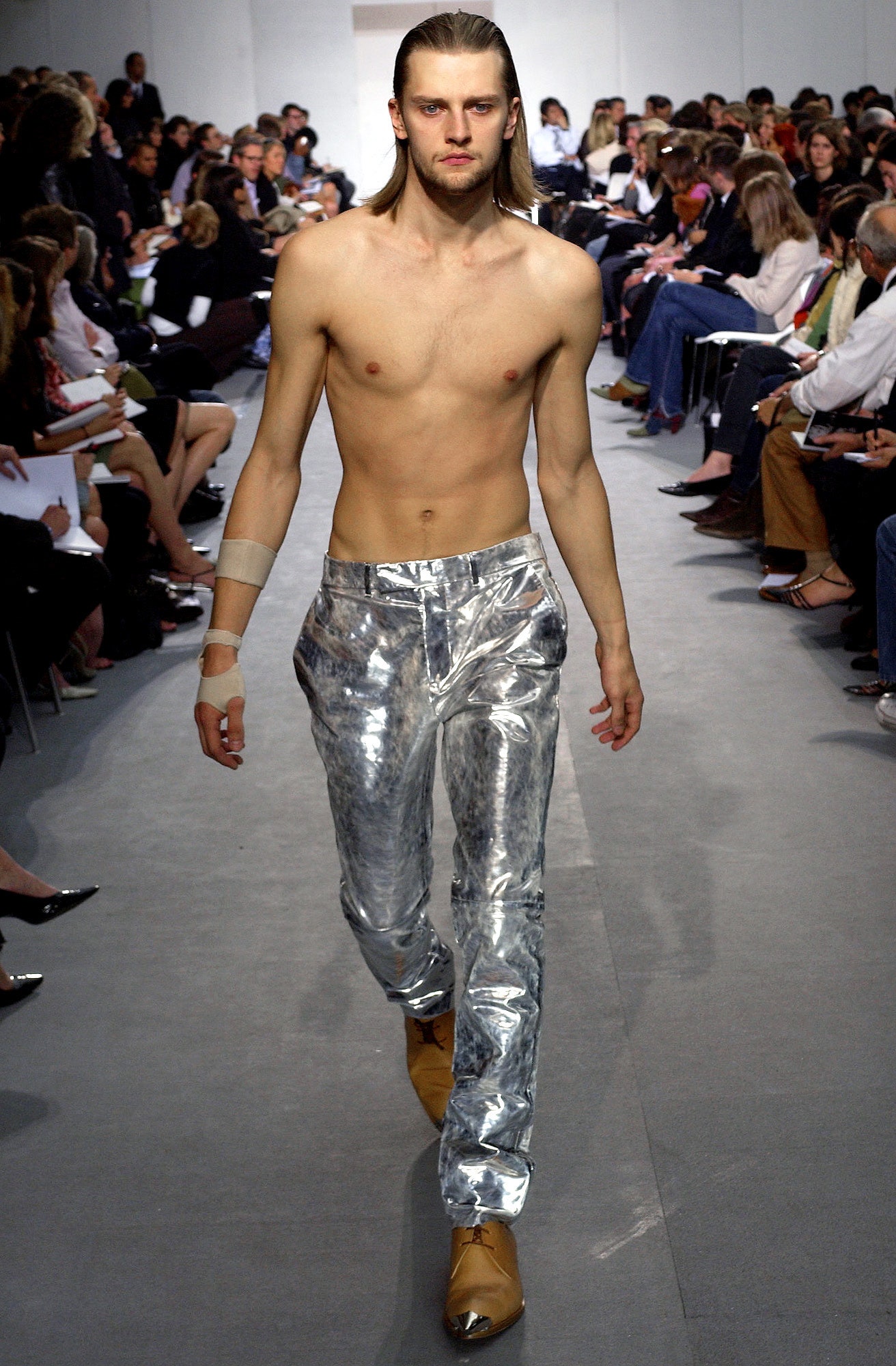 Helmut Lang S/S 04 Look 43
