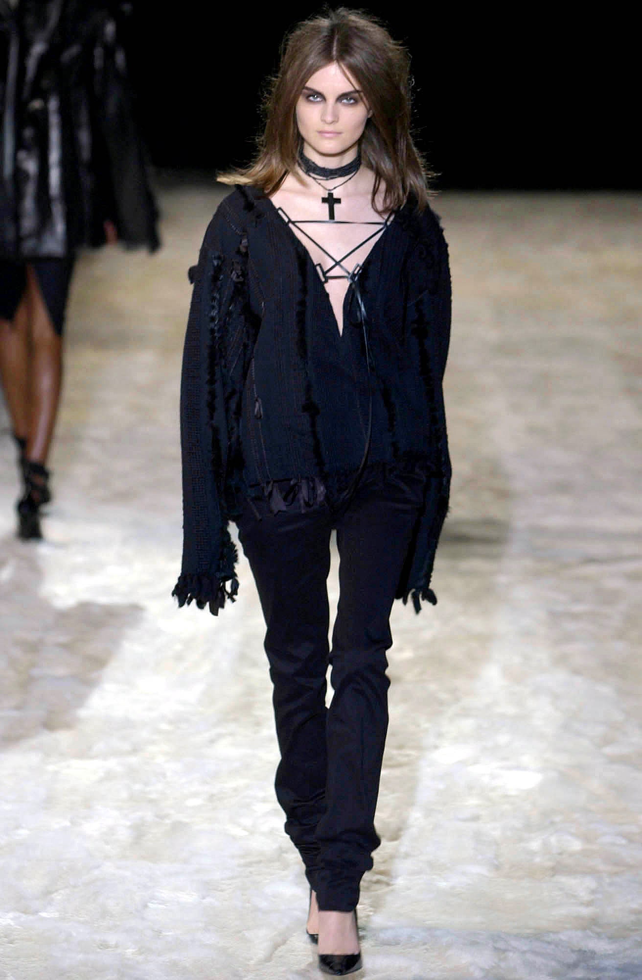 Gucci F/W 02 Look 6