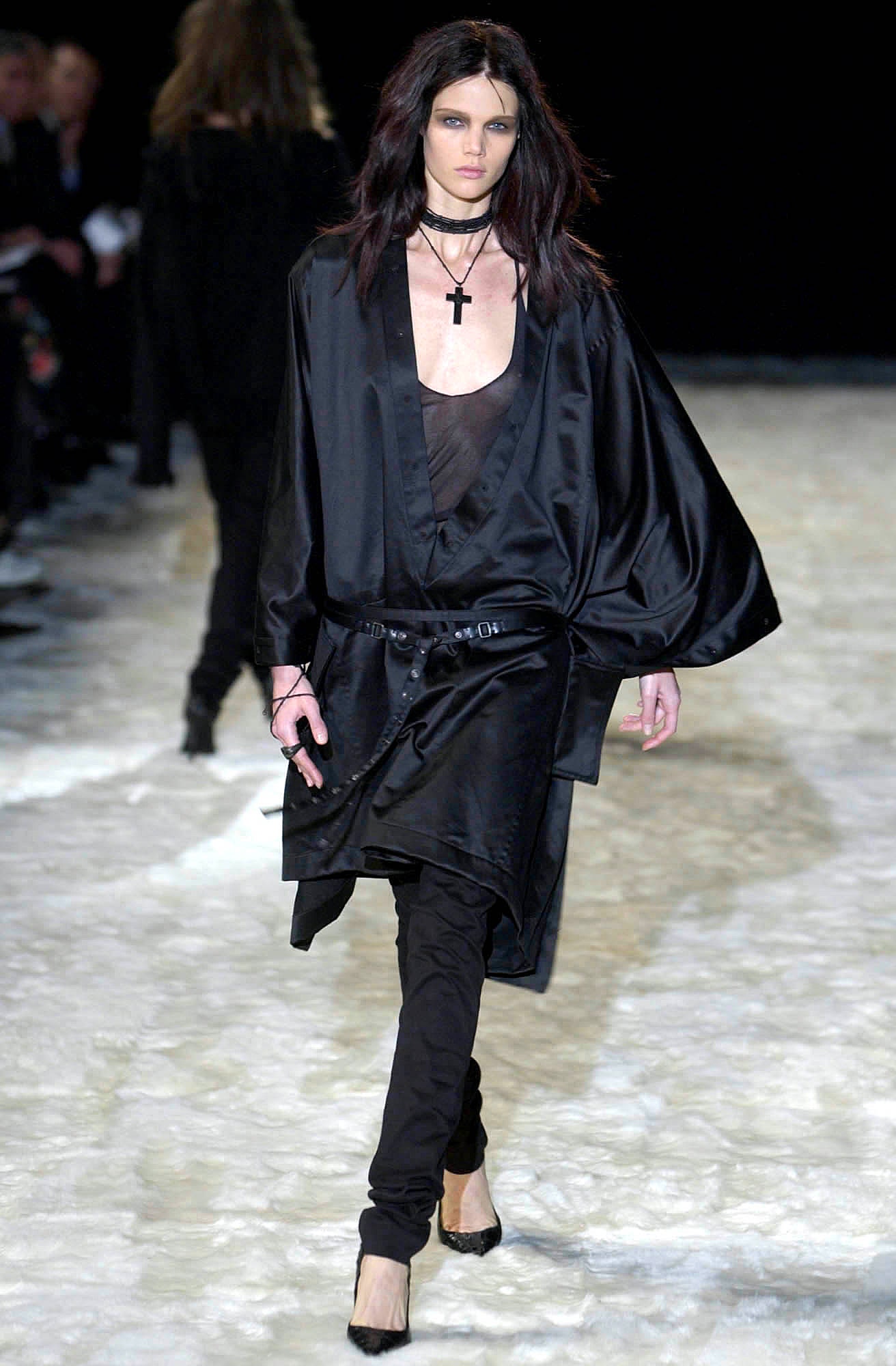 Gucci F/W 02 Look 7
