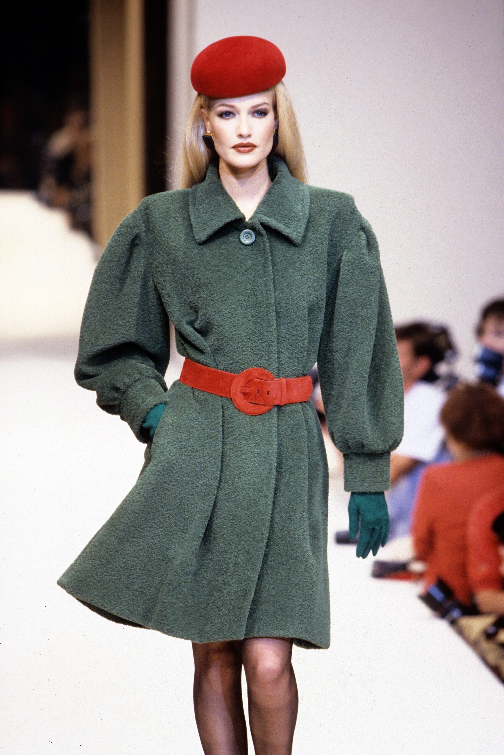 Givenchy F/W 95 Couture Look 8