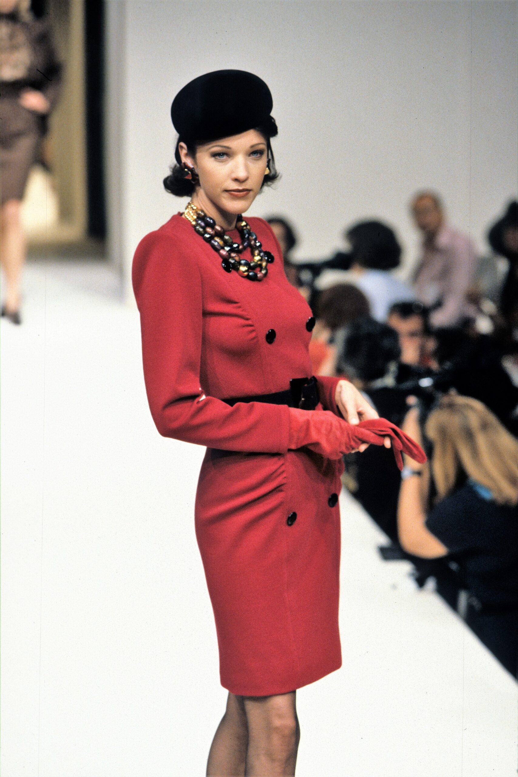 Givenchy F/W 95 Couture Look 9