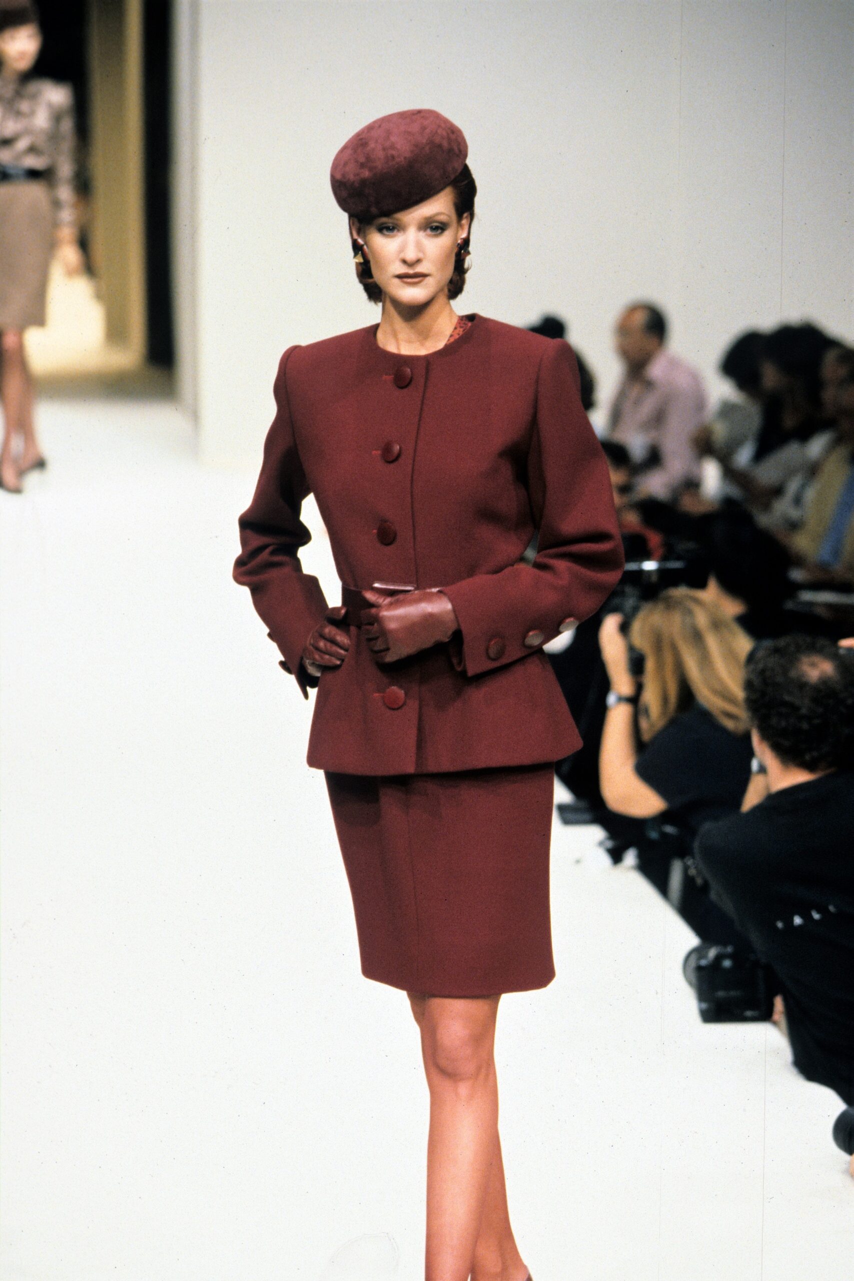 Givenchy F/W 95 Couture Look 11