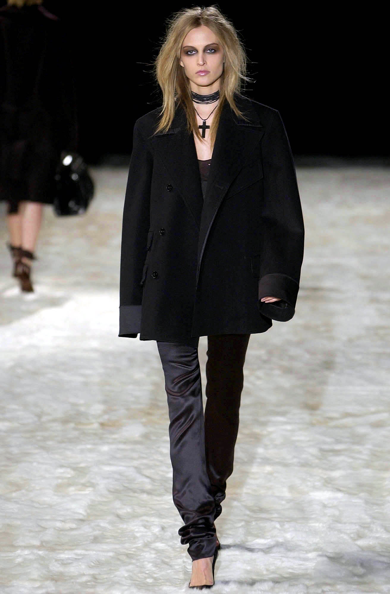 Gucci F/W 02 Look 11