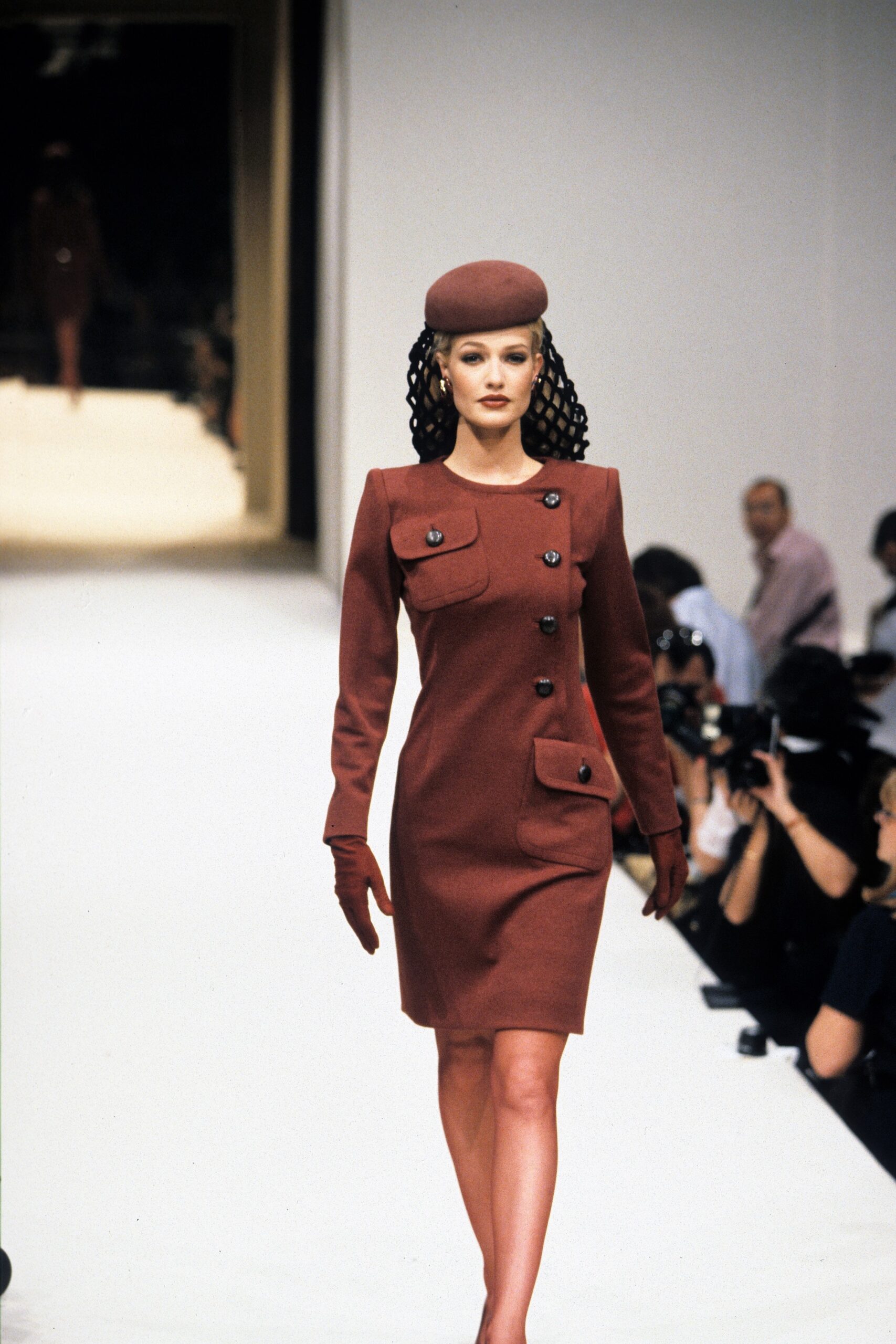 Givenchy F/W 95 Couture Look 13