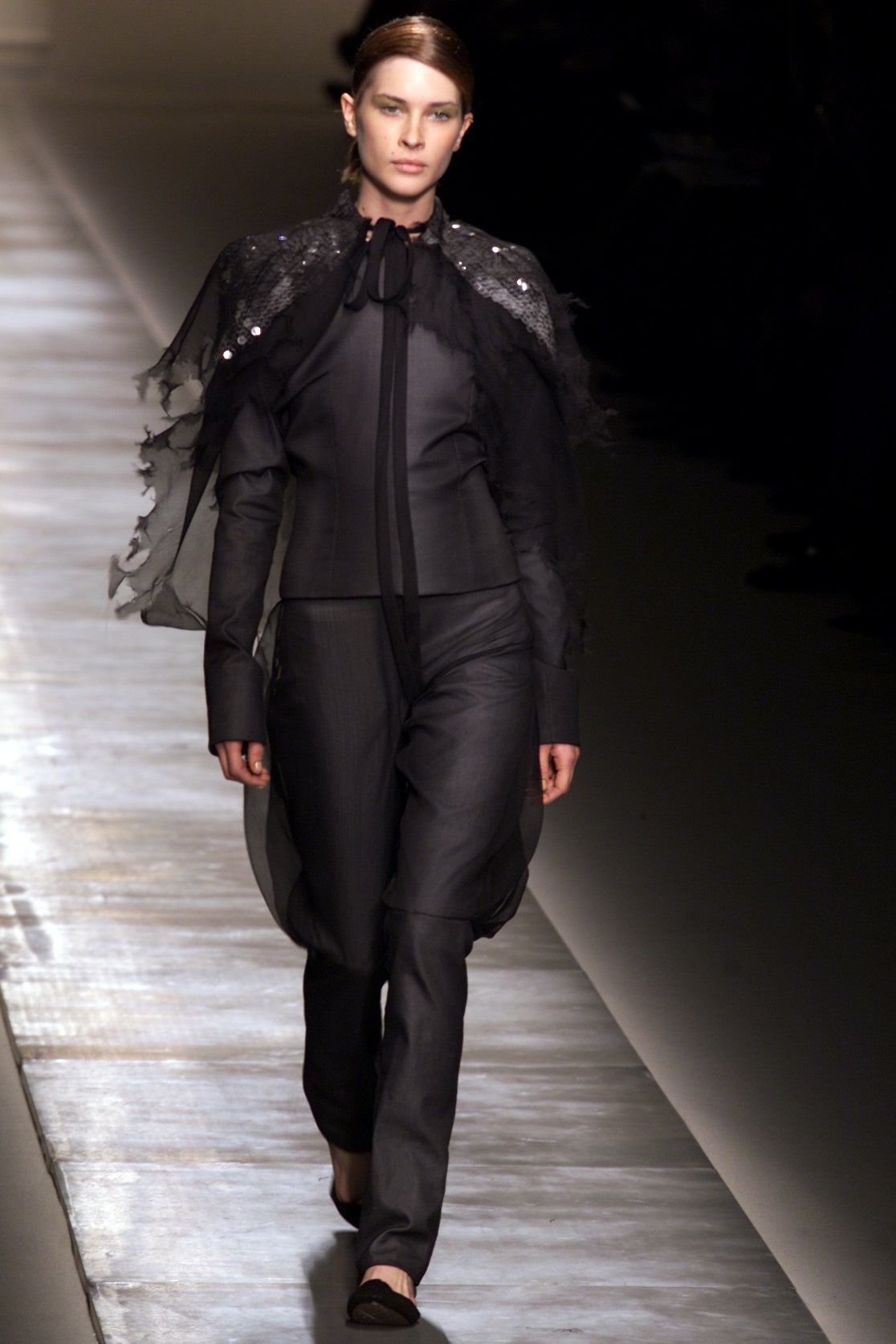 Givenchy S/S 02 Couture Look 13