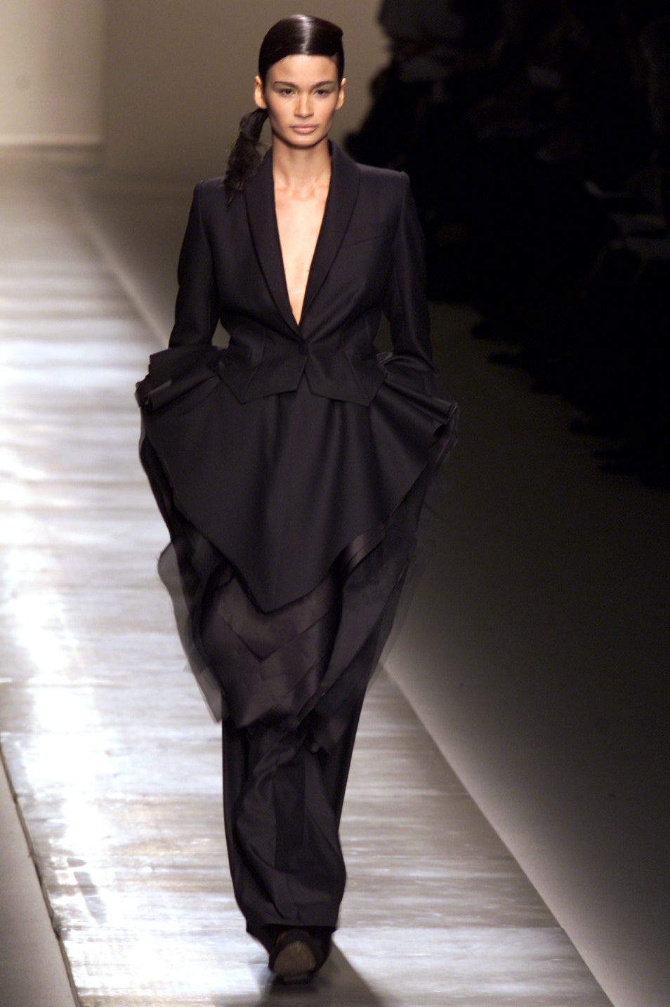 Givenchy S/S 02 Couture Look 14