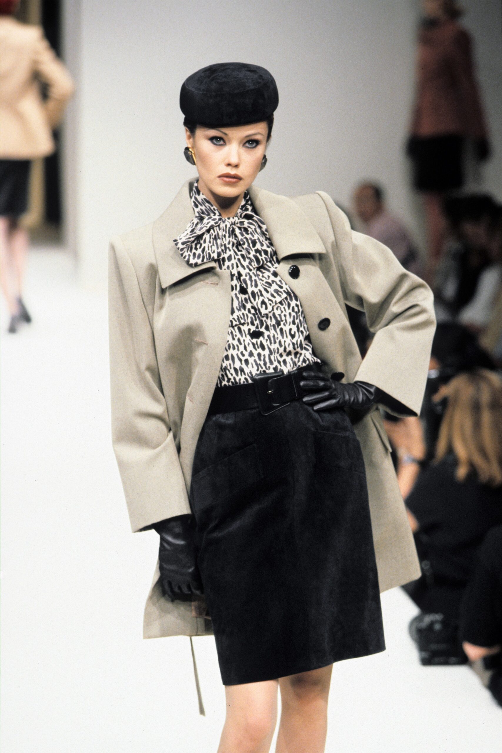 Givenchy F/W 95 Couture Look 15