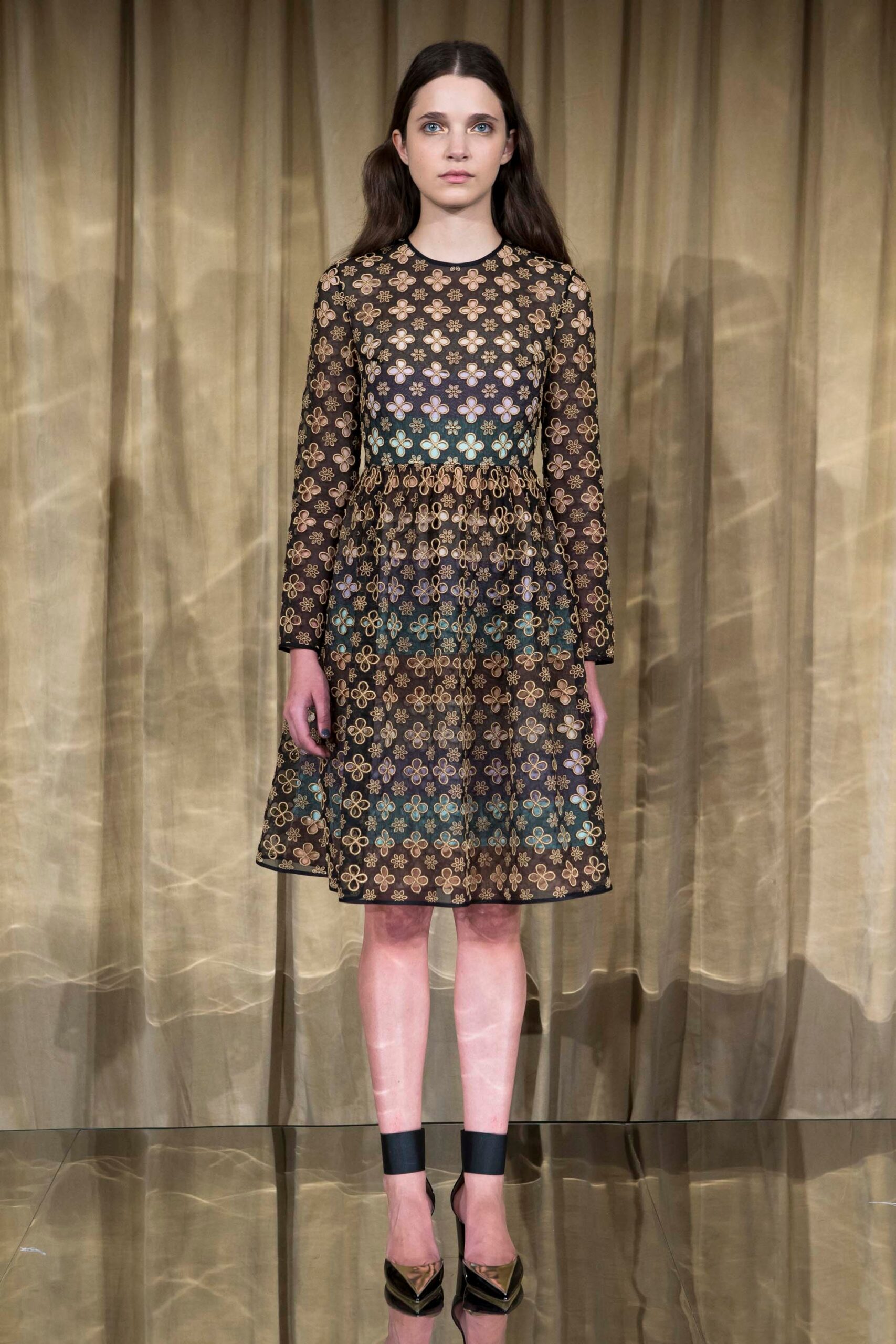 Huishan Zhang F/W 16 Look 2