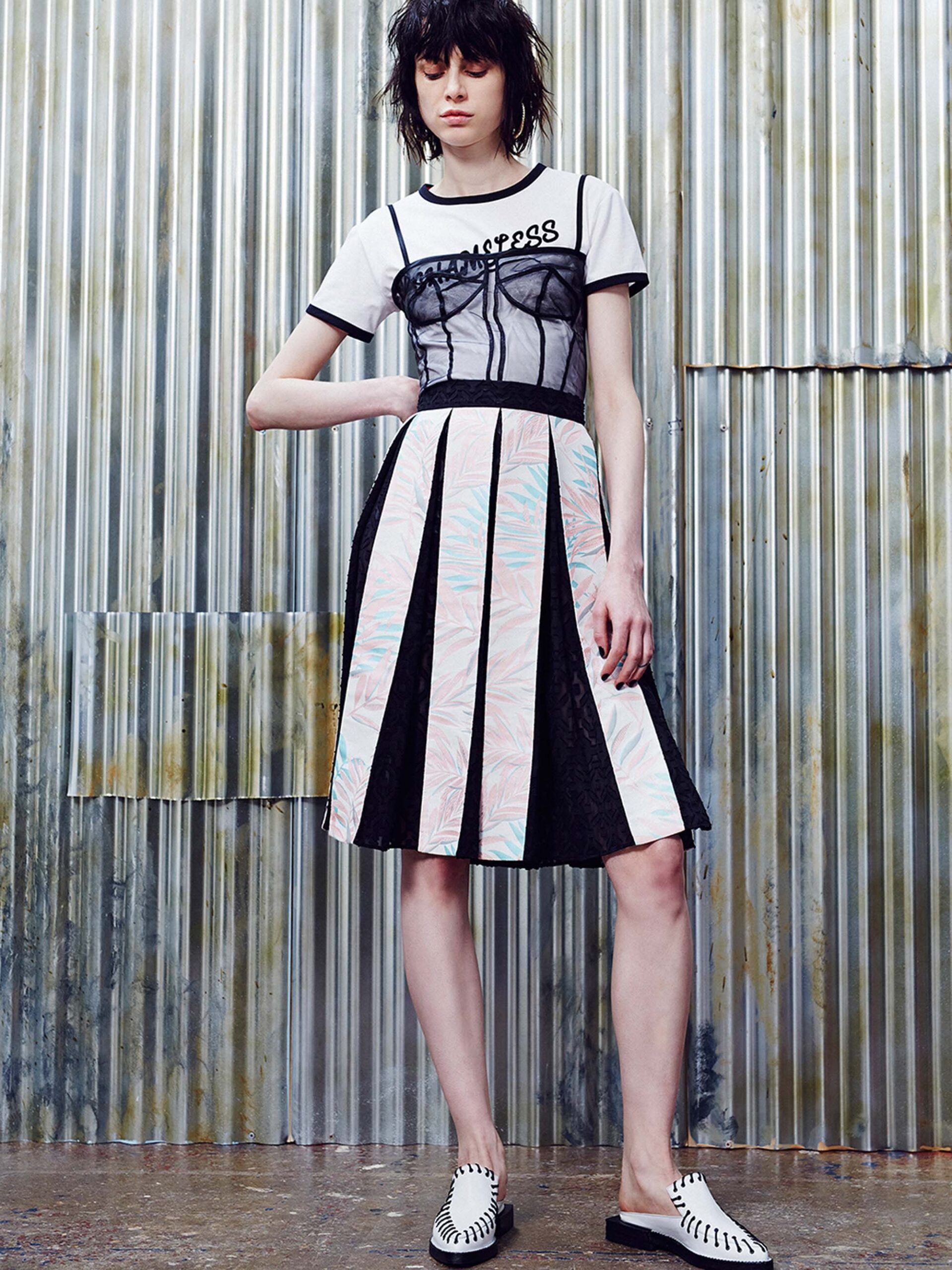 House of Holland Resort 17 Look 2