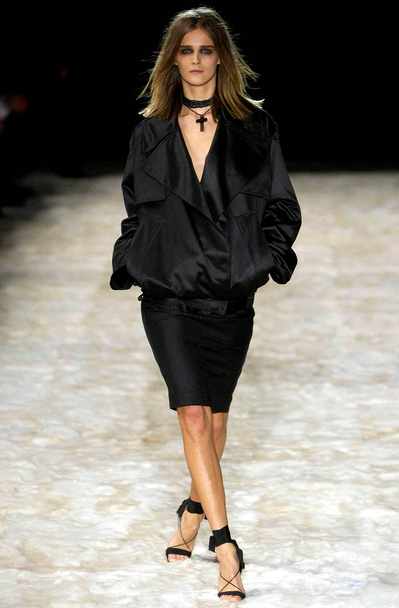 Gucci F/W 02 Look 21
