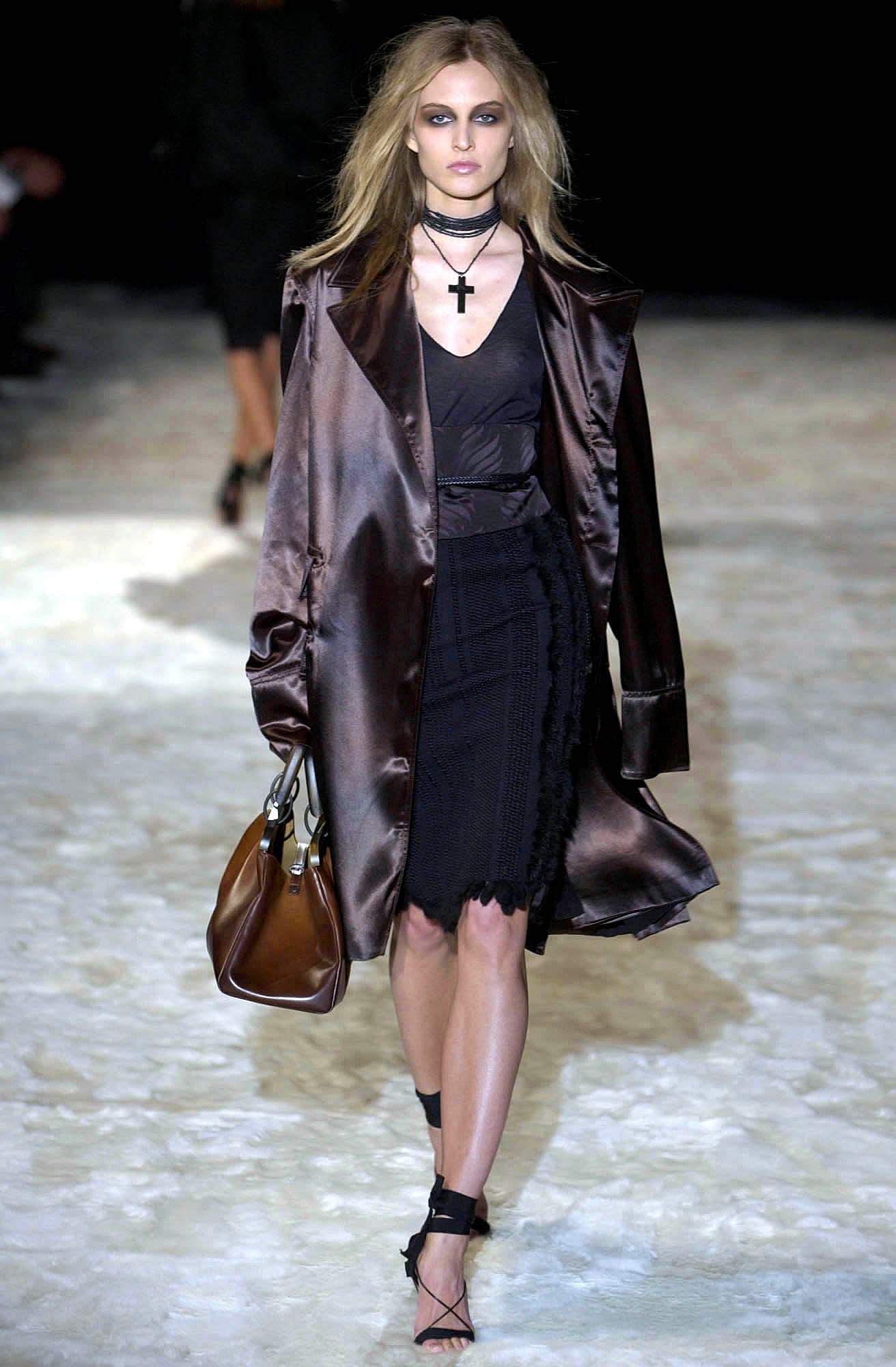Gucci F/W 02 Look 22