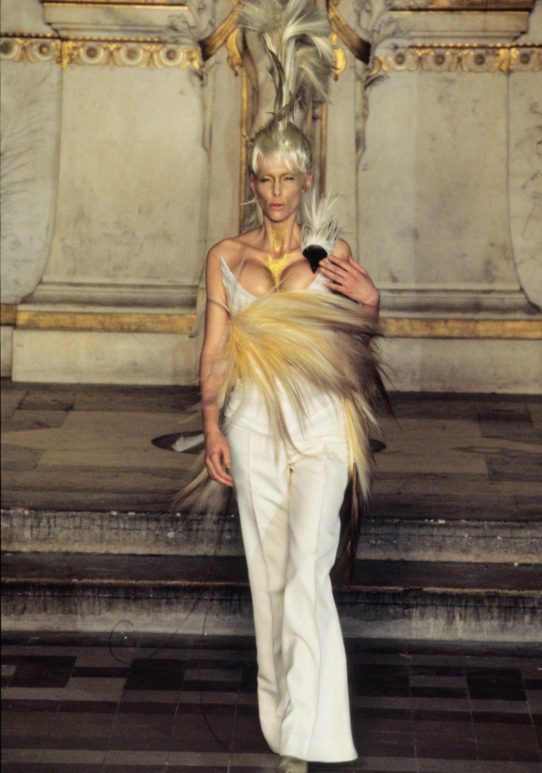 Givenchy S/S 97 Couture Look 23