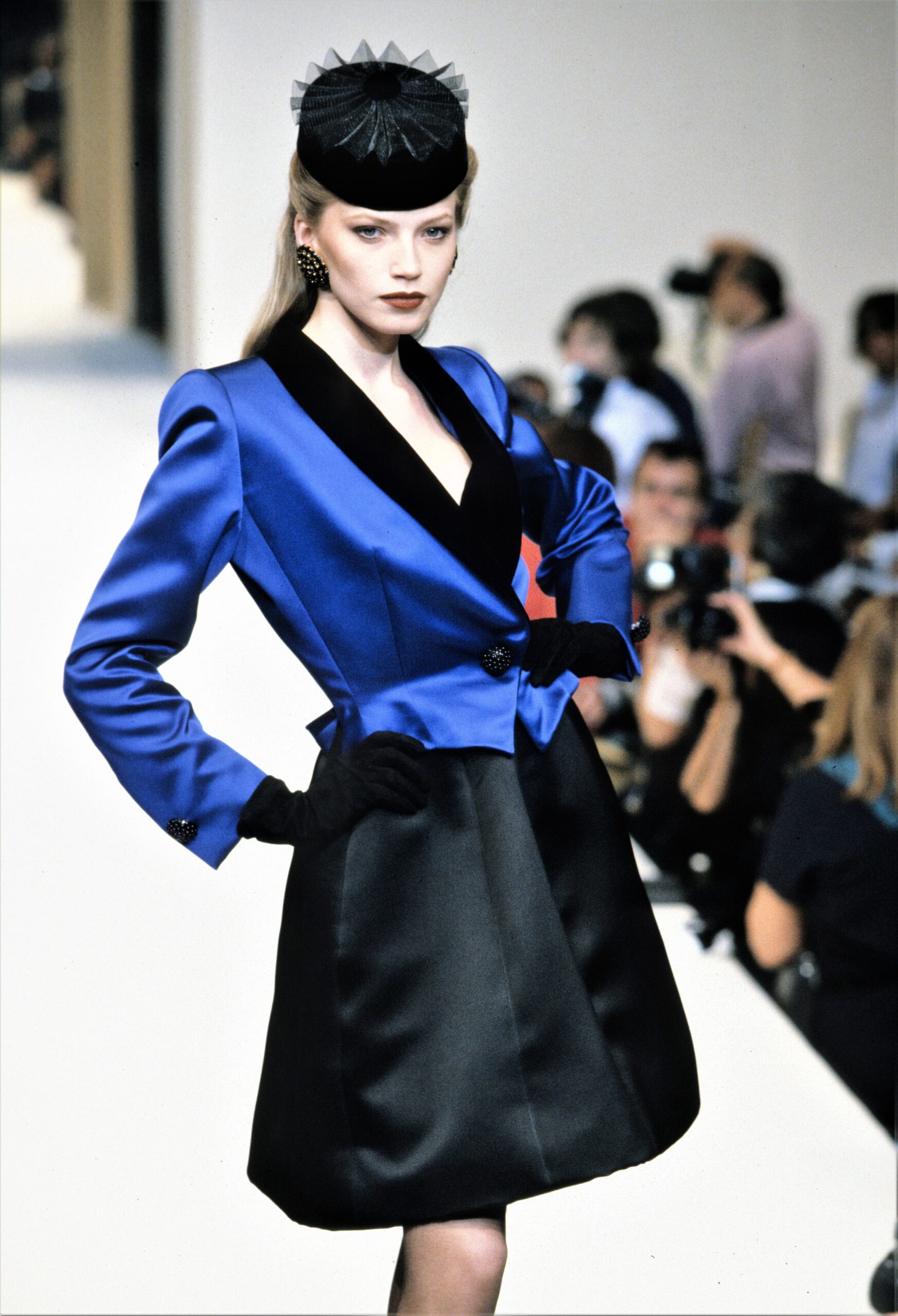 Givenchy F/W 95 Couture Look 29