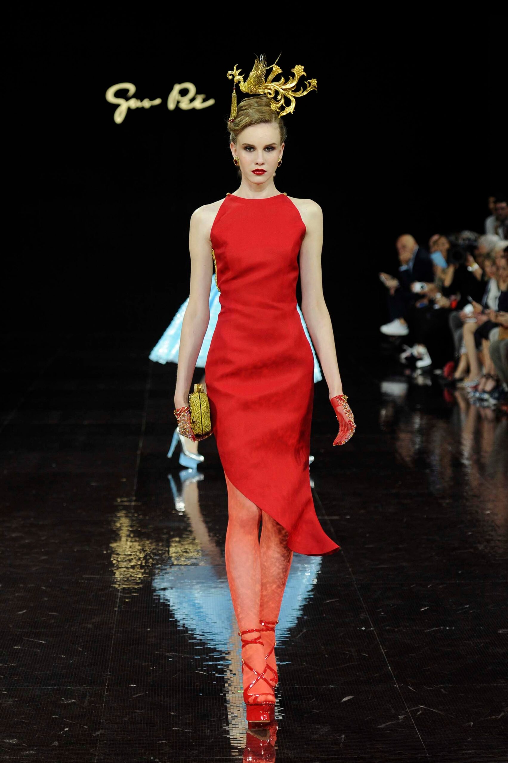 Guo Pei F/W 16 Couture Look 3