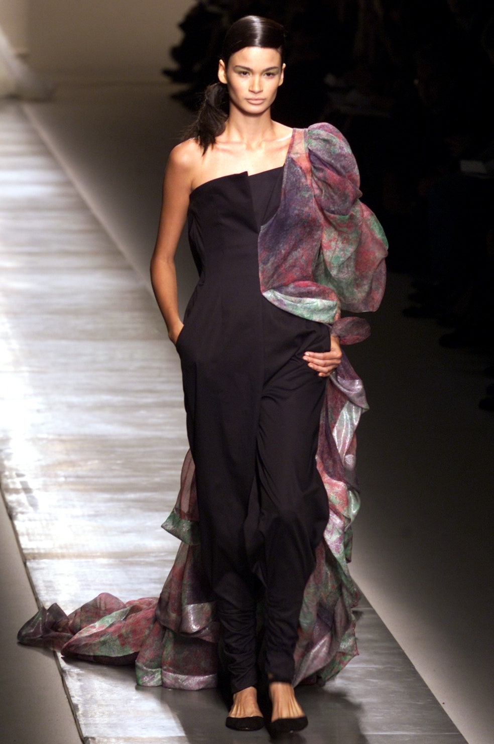 Givenchy S/S 02 Couture Look 30