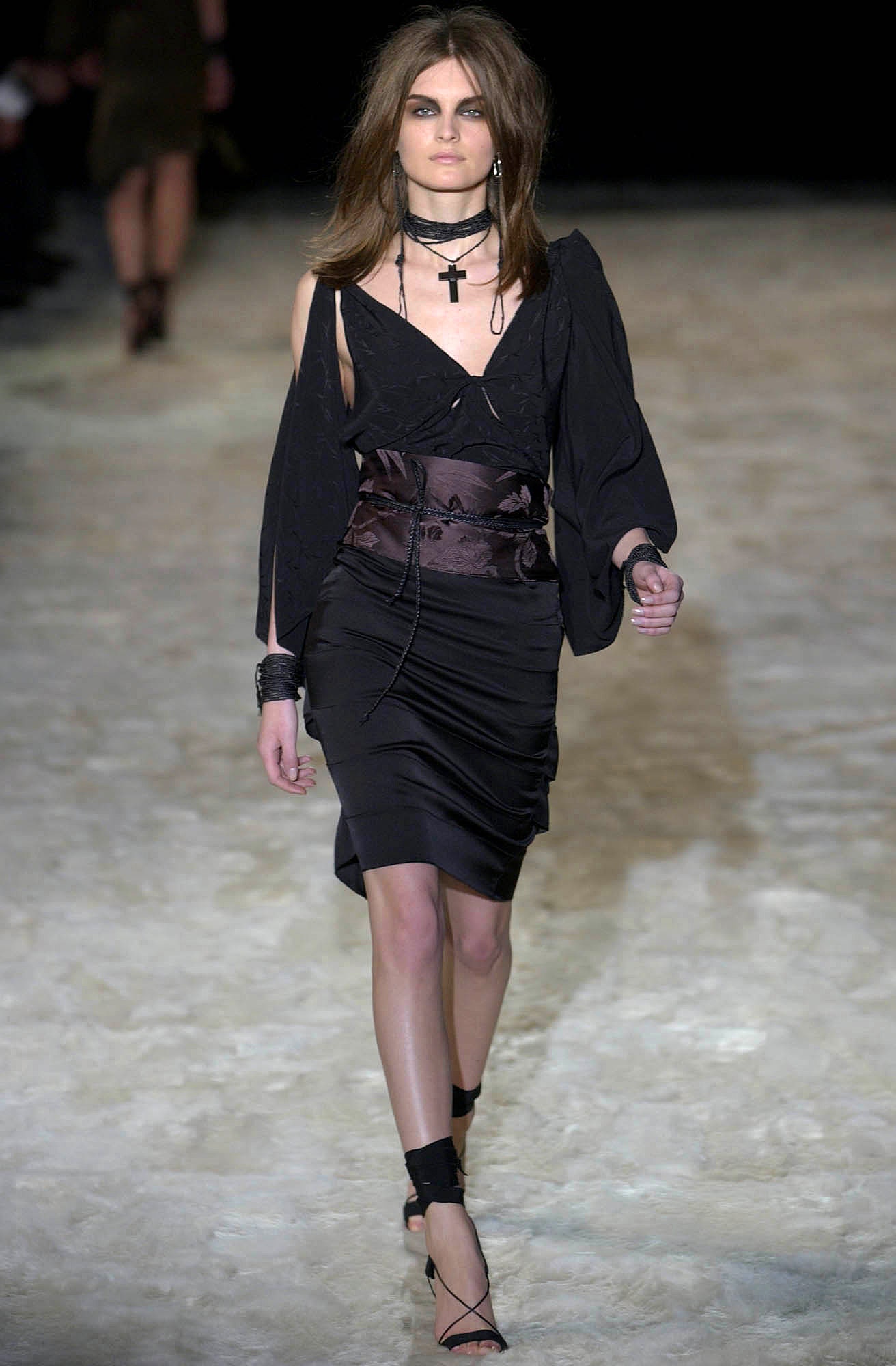Gucci F/W 02 Look 30
