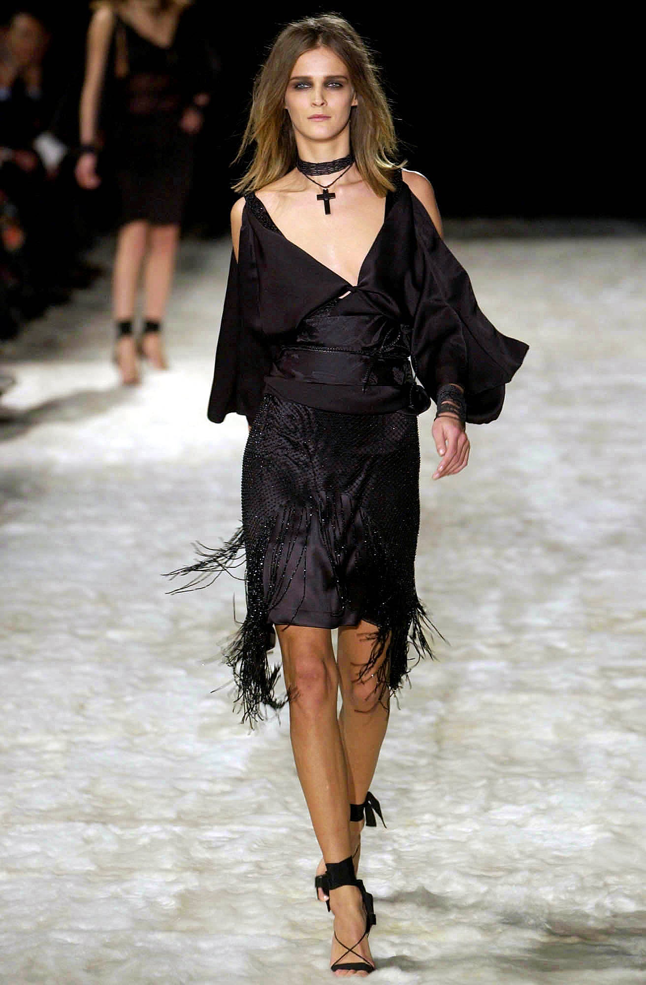Gucci F/W 02 Look 31