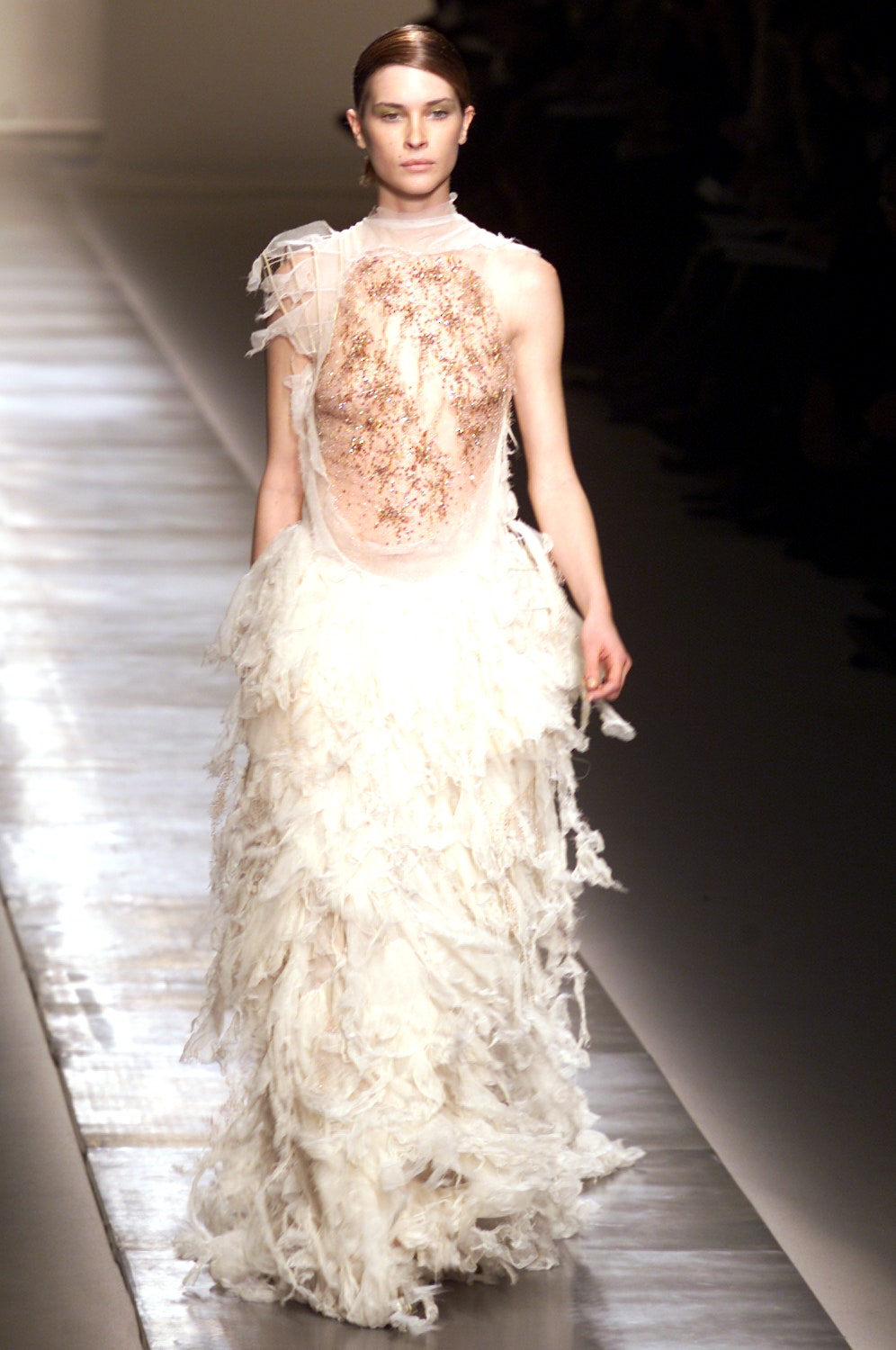 Givenchy S/S 02 Couture Look 32