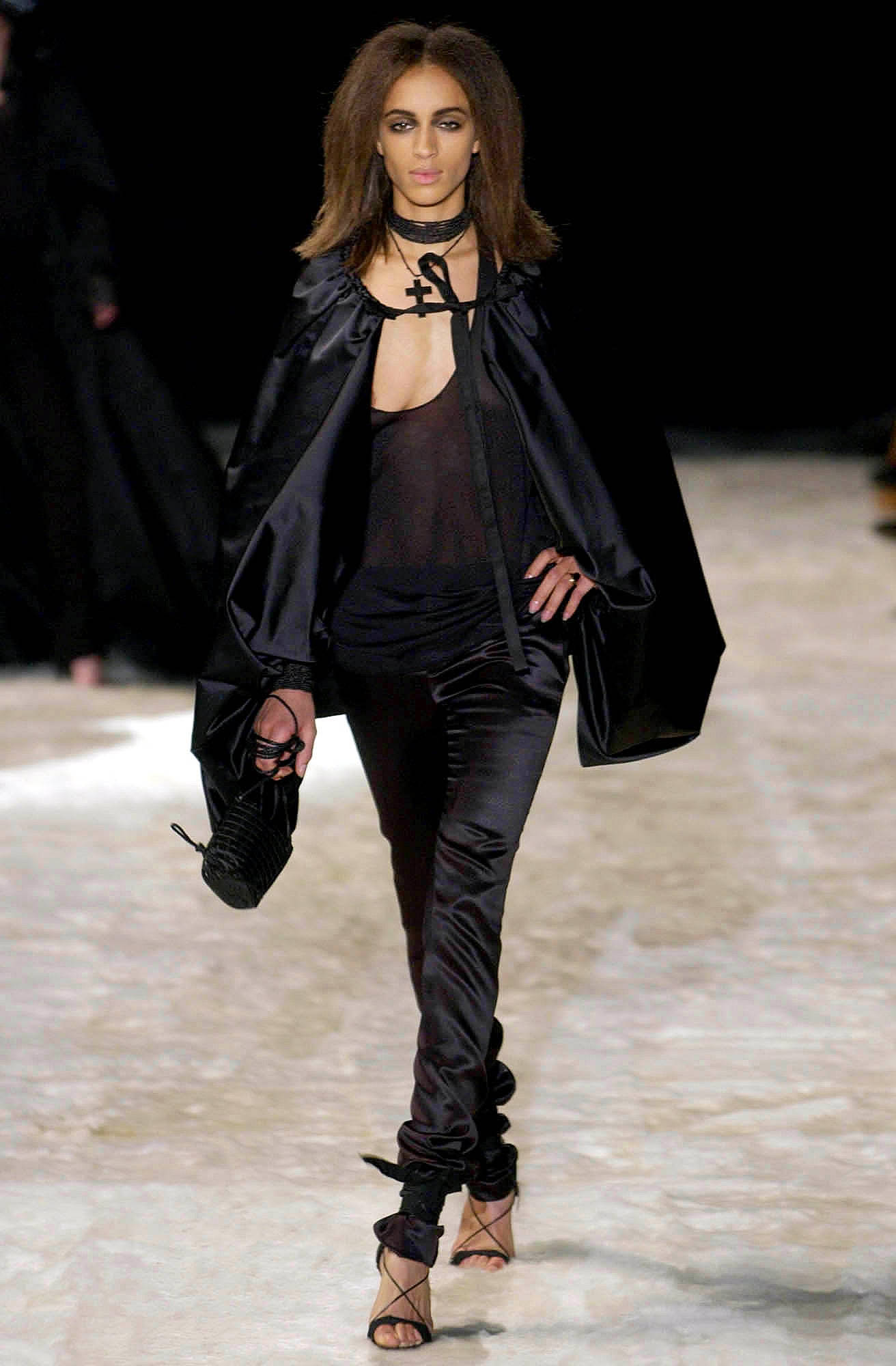 Gucci F/W 02 Look 34