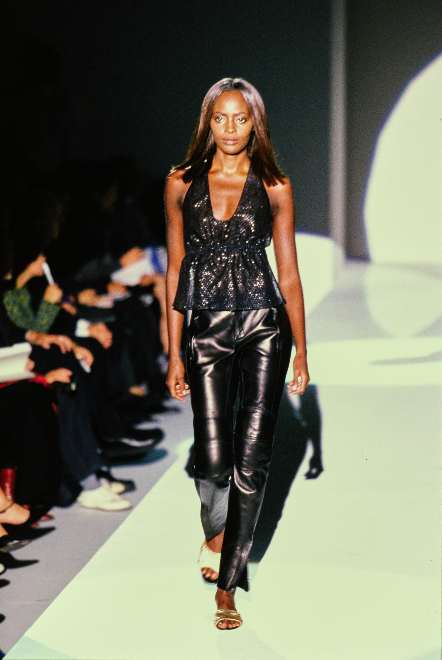 Gucci S/S 99 Look 37