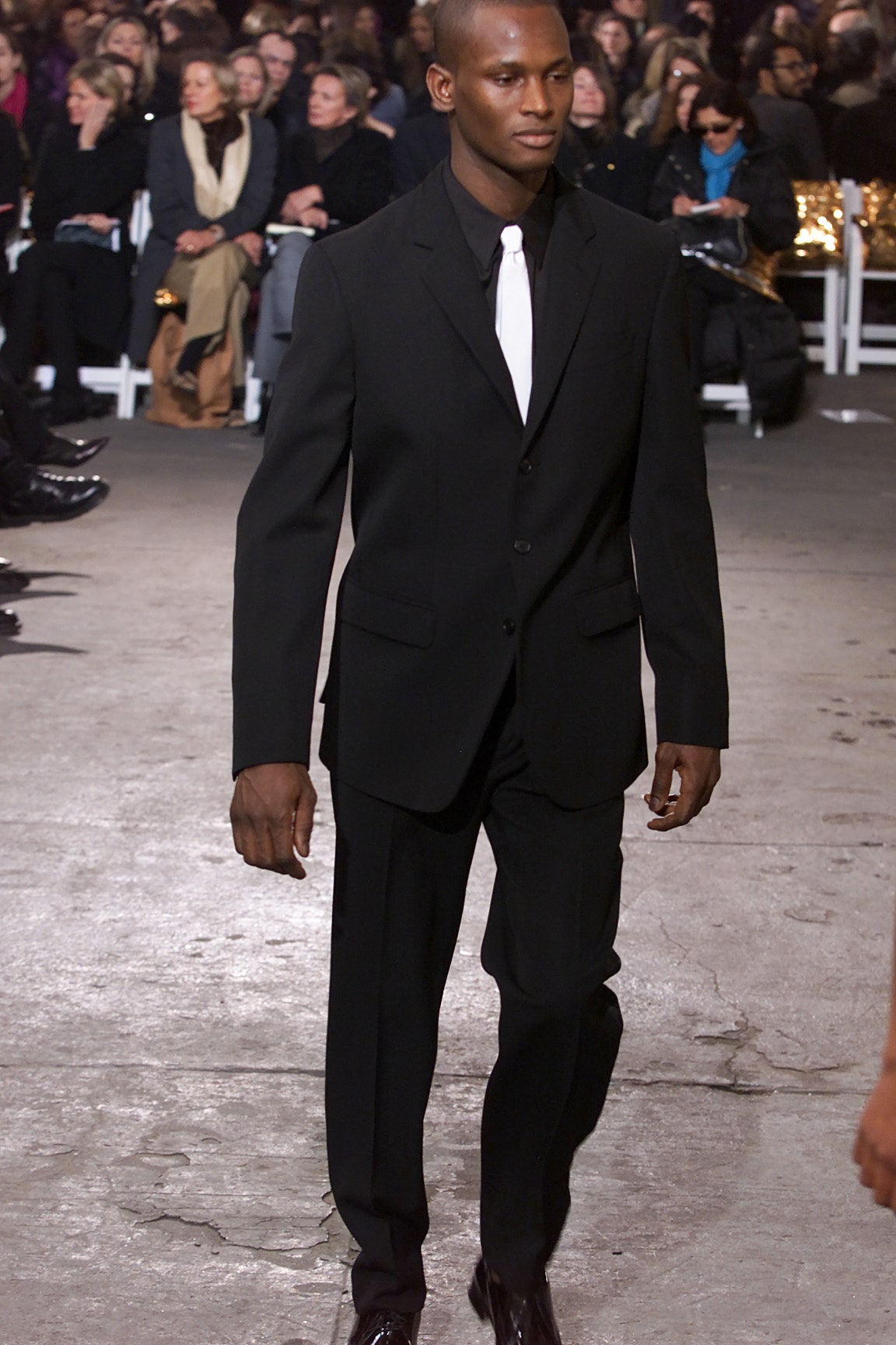 Helmut Lang F/W 02 Look 37
