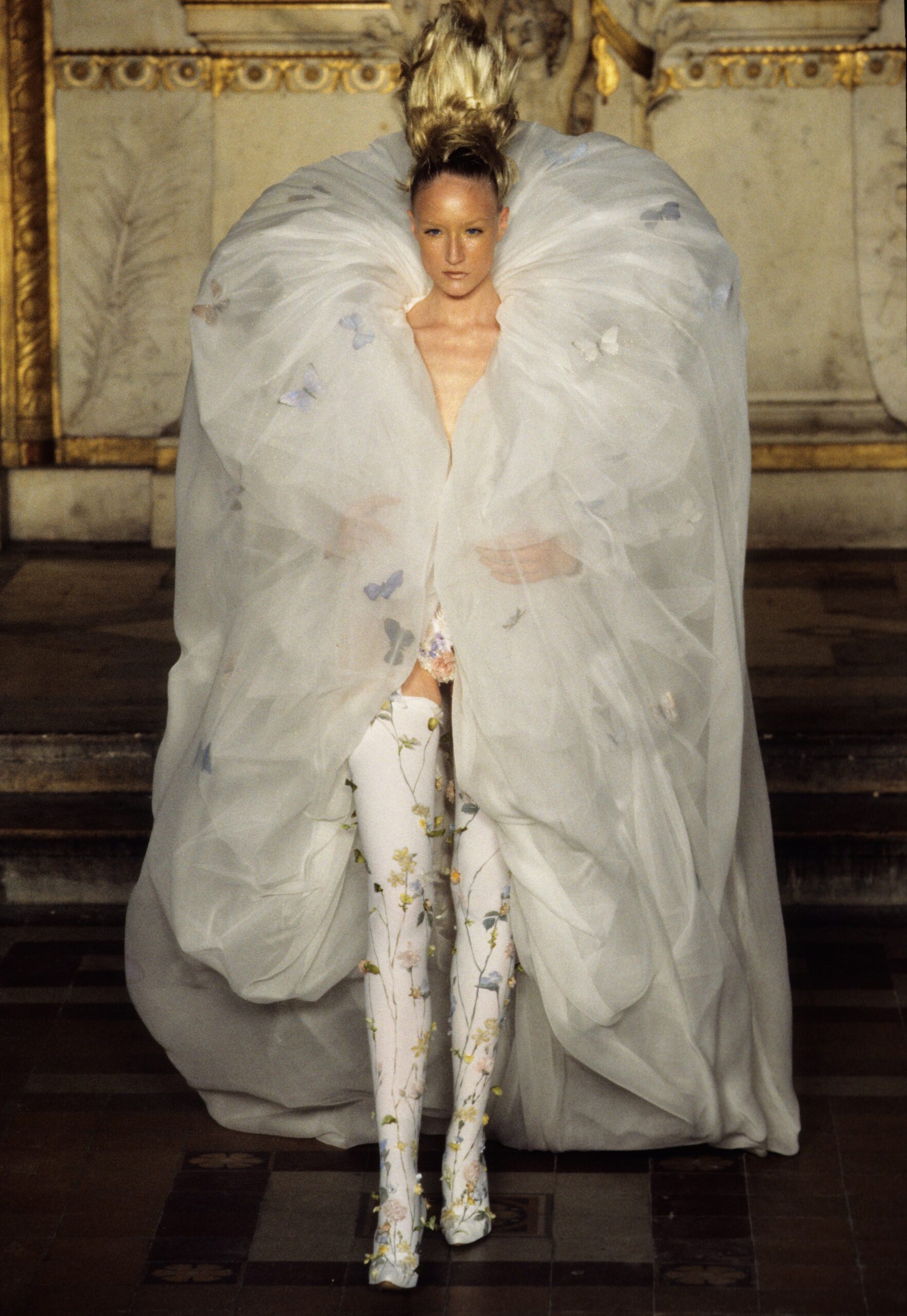 Givenchy S/S 97 Couture Look 37