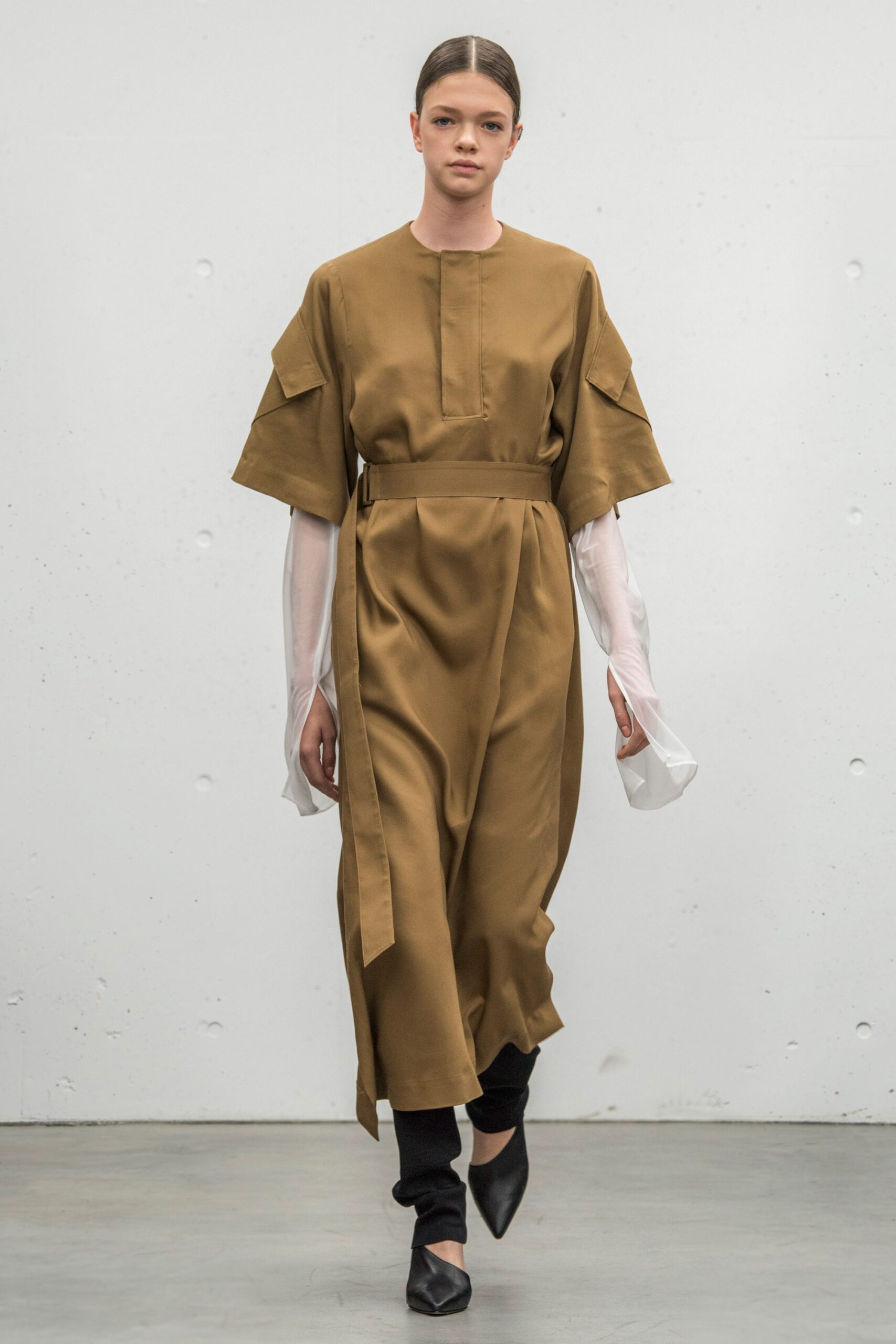 Hyke Tokyo S/S 18 Look 4