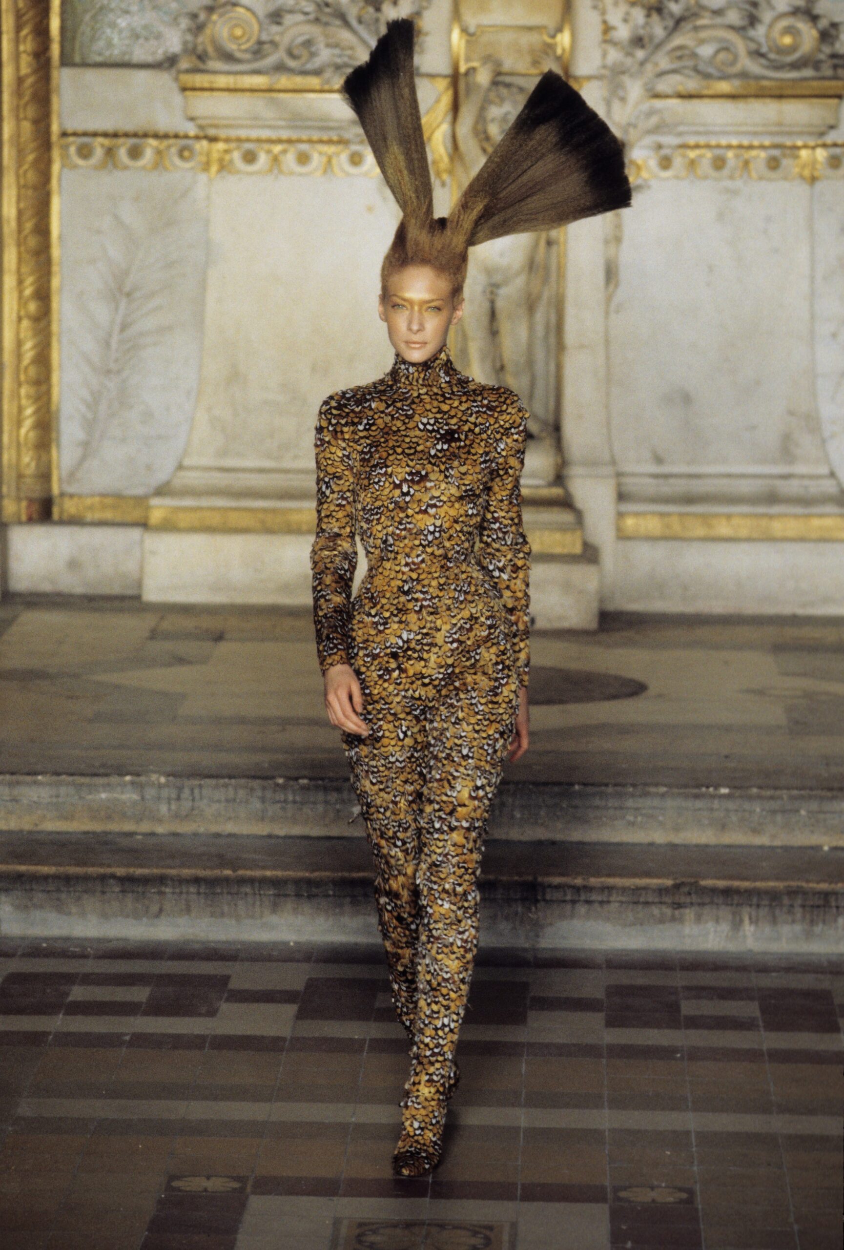 Givenchy S/S 97 Couture Look 39