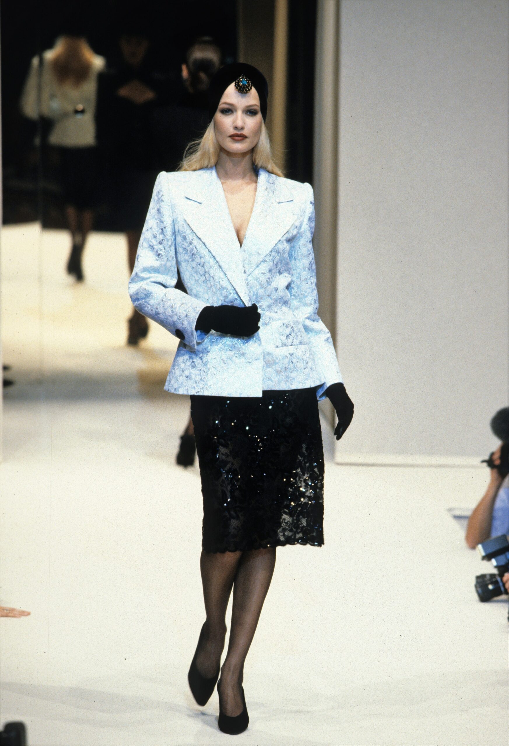 Givenchy F/W 95 Couture Look 41