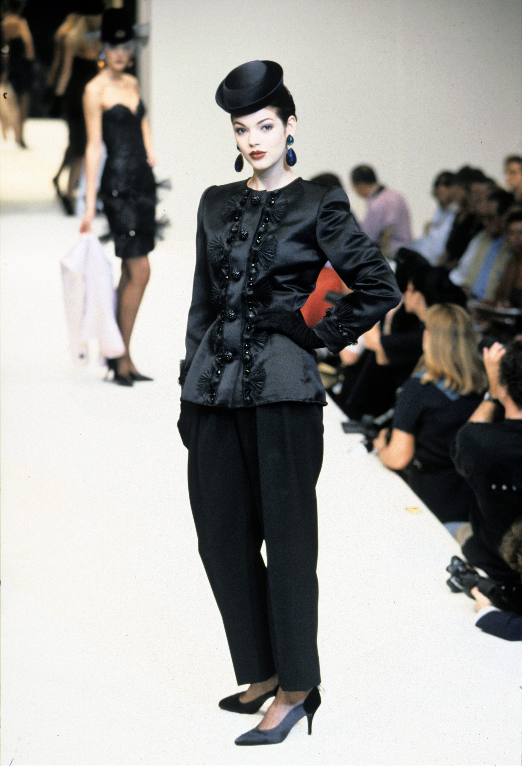 Givenchy F/W 95 Couture Look 42