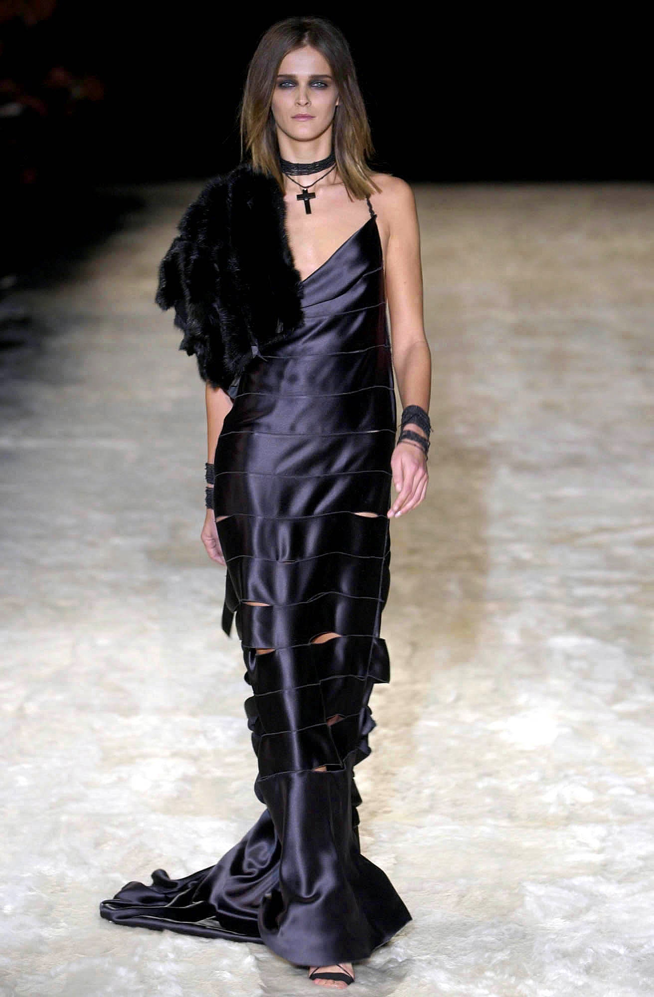 Gucci F/W 02 Look 41